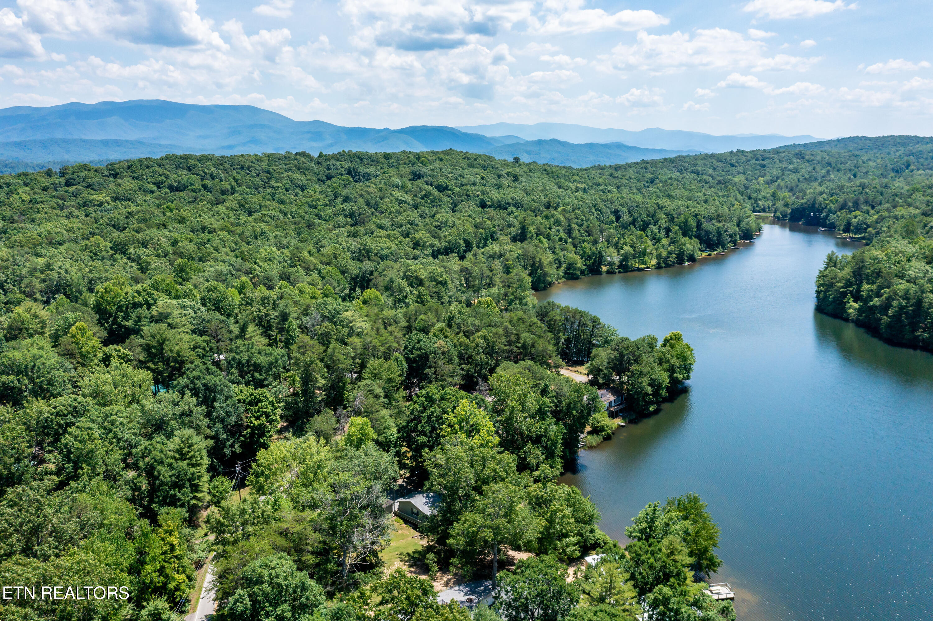5940 Flats Road Tallassee TN 37878
