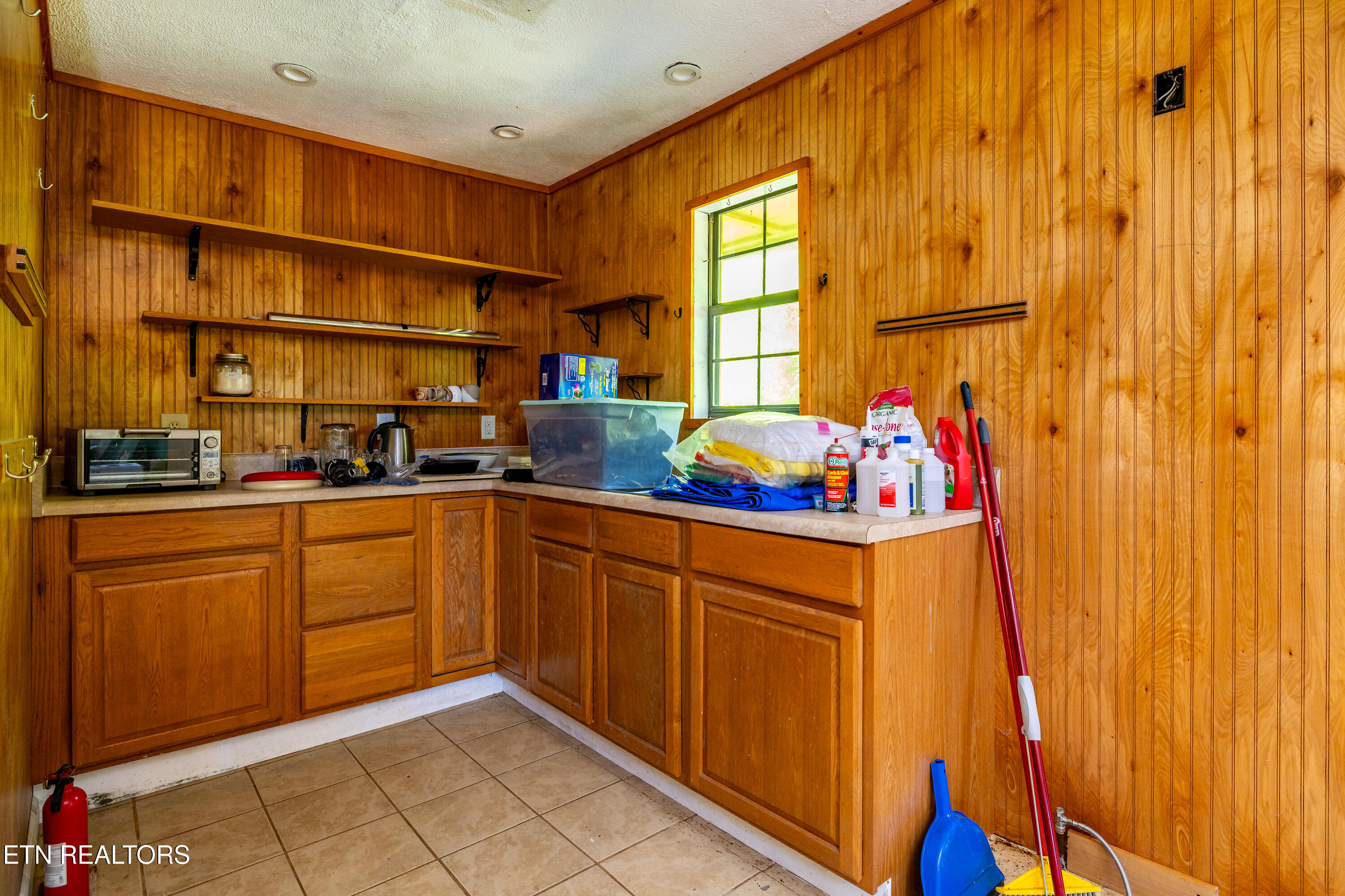 5940 Flats Road Tallassee TN 37878
