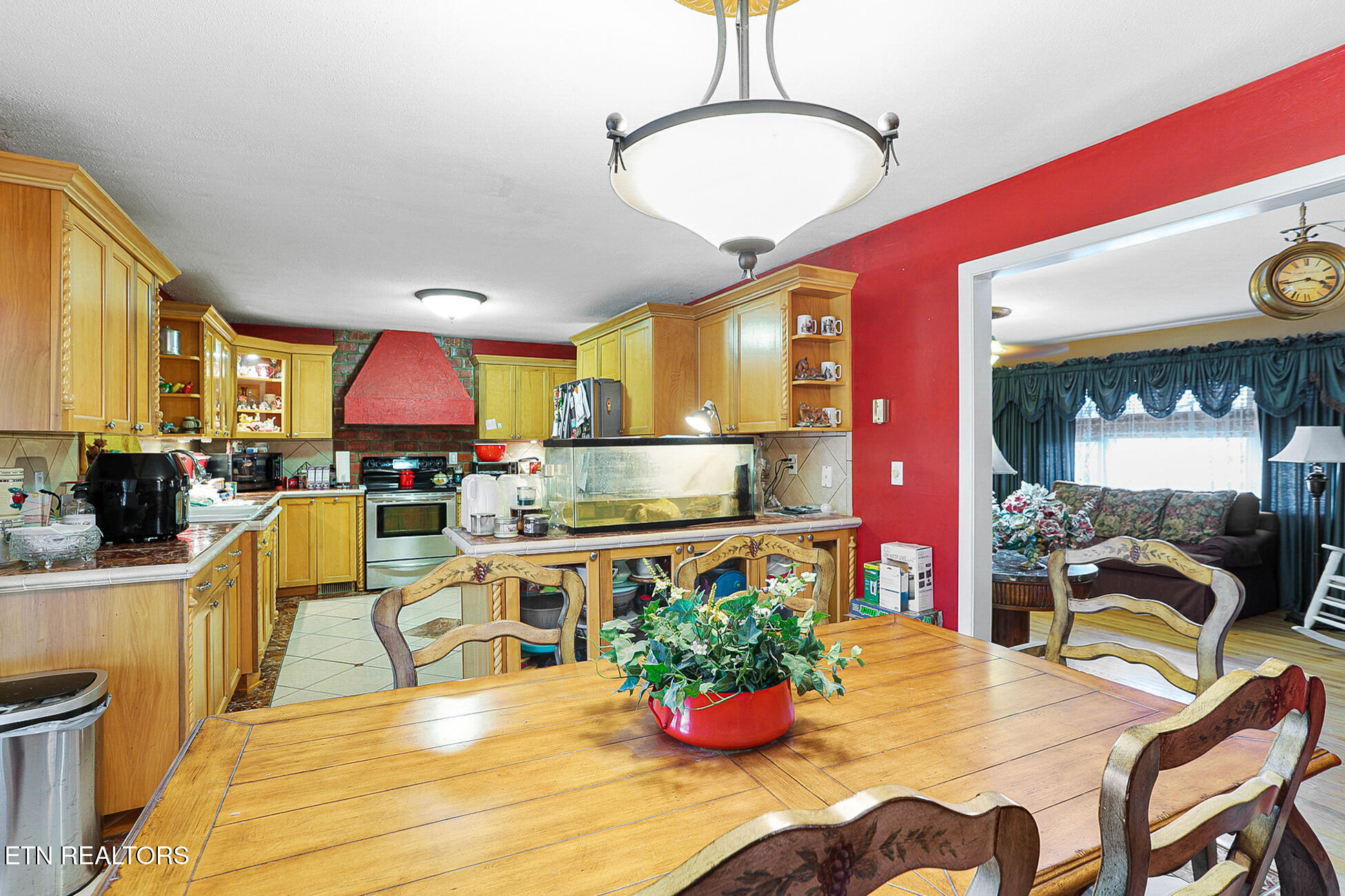 6521 Kanuga Drive Knoxville TN 37912