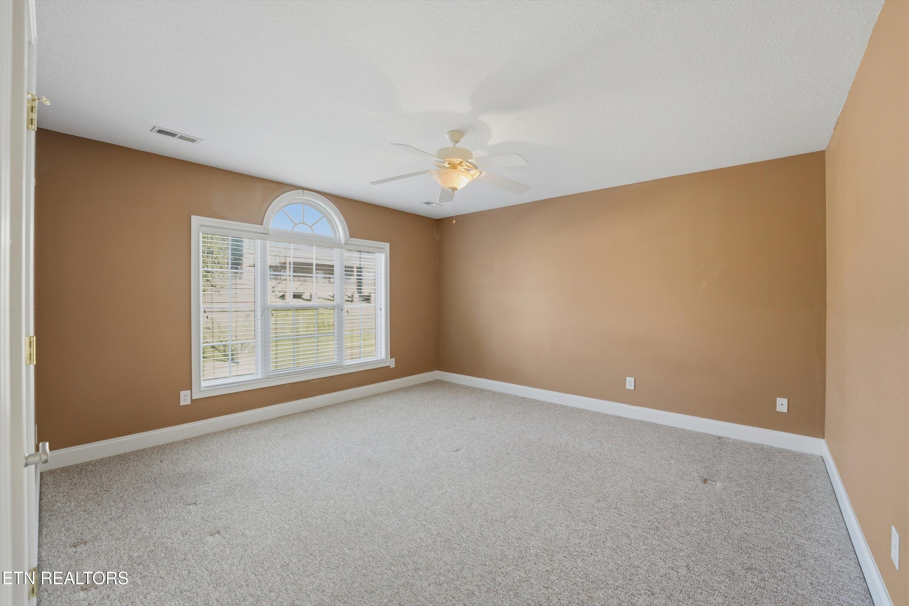 1135 Evelyn Mae Way Knoxville TN 37923