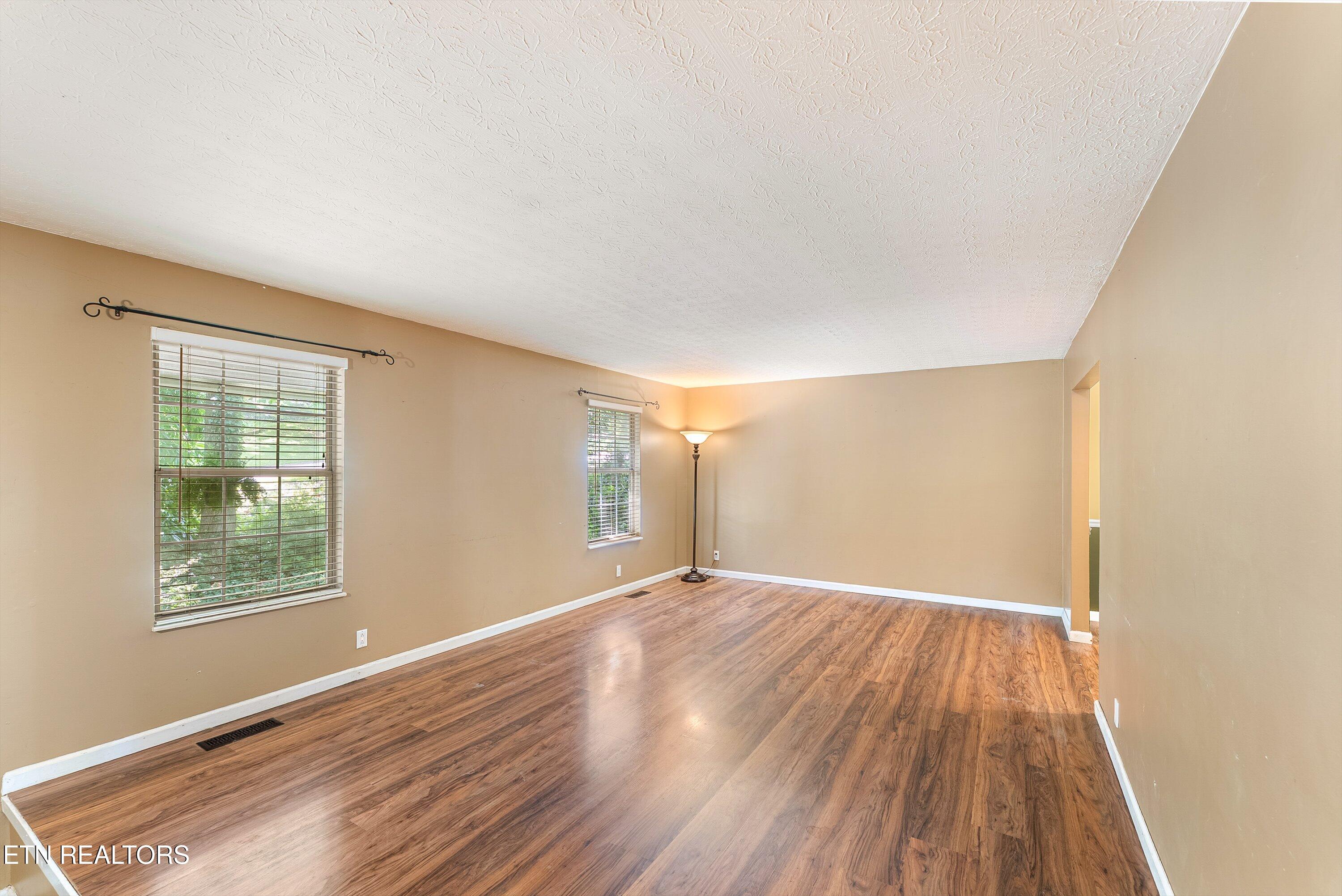 1114 Rain Tree Road Knoxville TN 37923