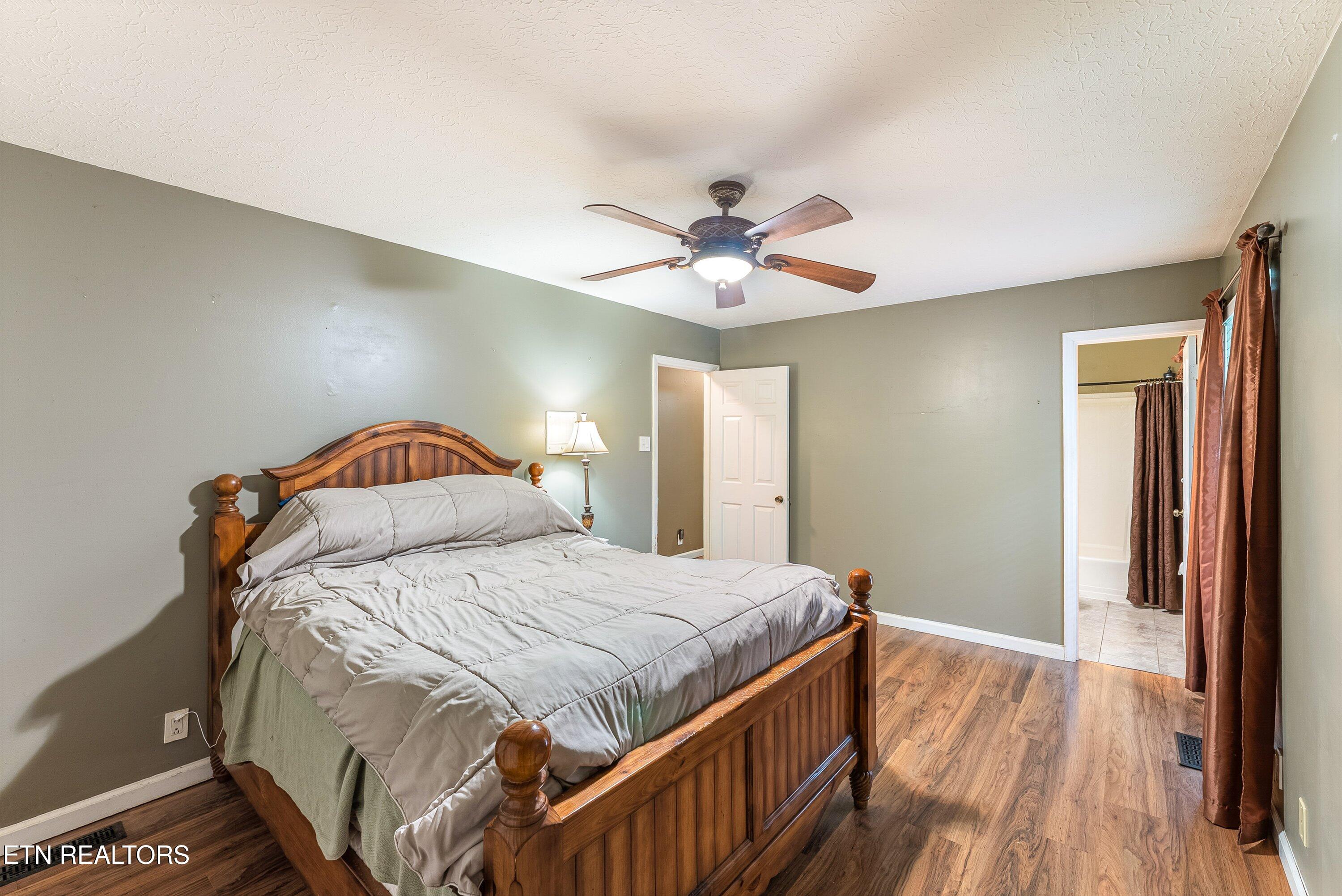 1114 Rain Tree Road Knoxville TN 37923