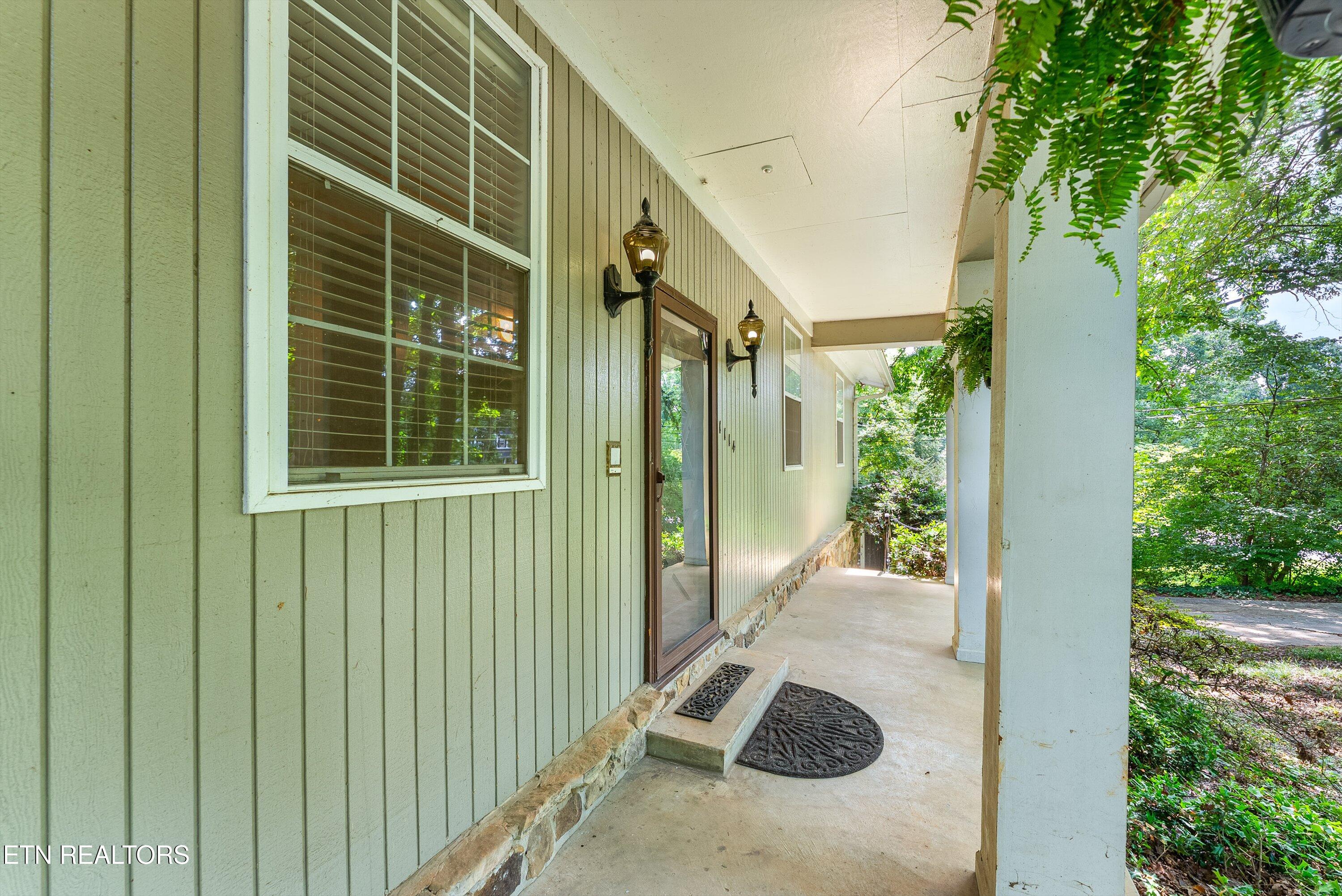 1114 Rain Tree Road Knoxville TN 37923