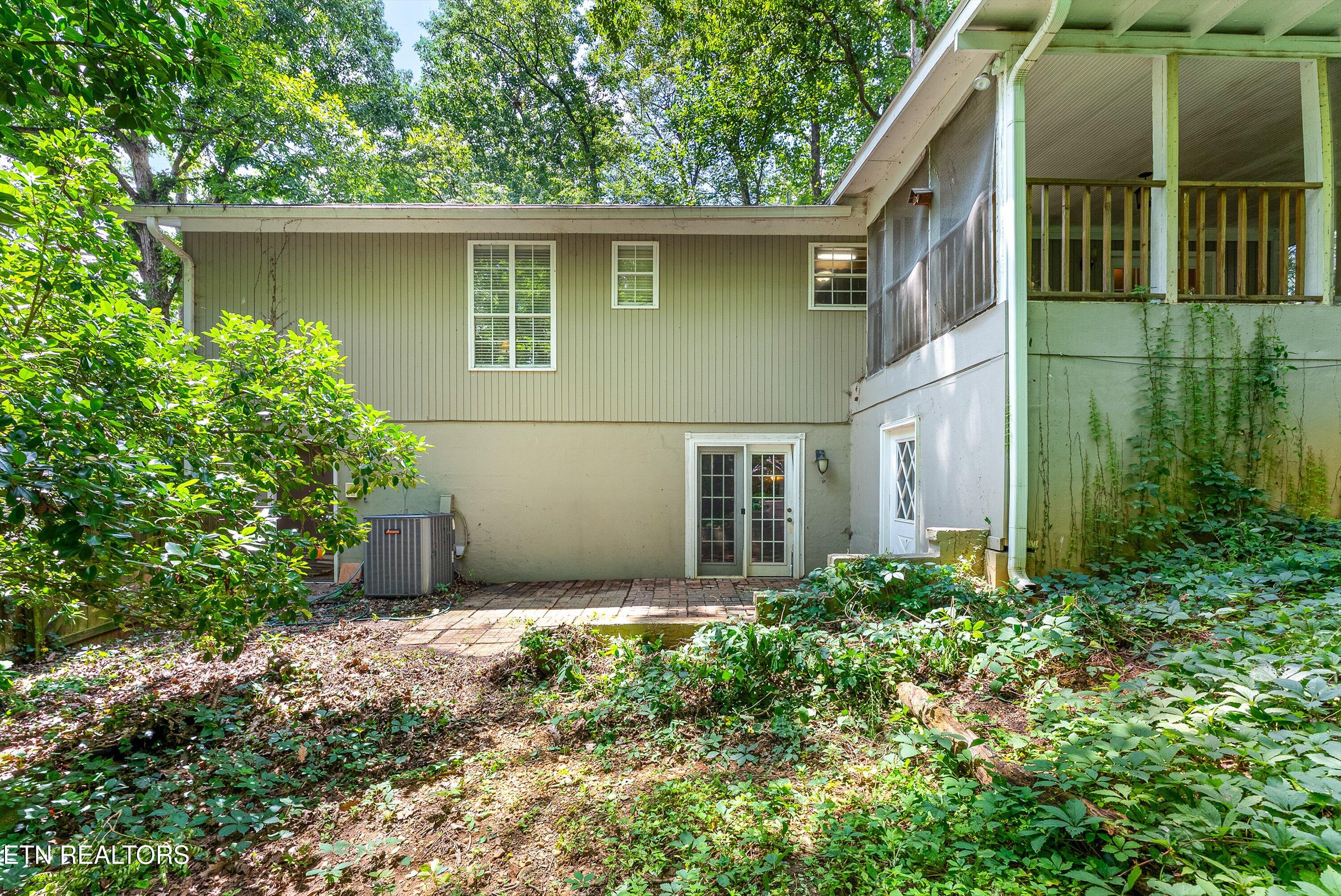 1114 Rain Tree Road Knoxville TN 37923