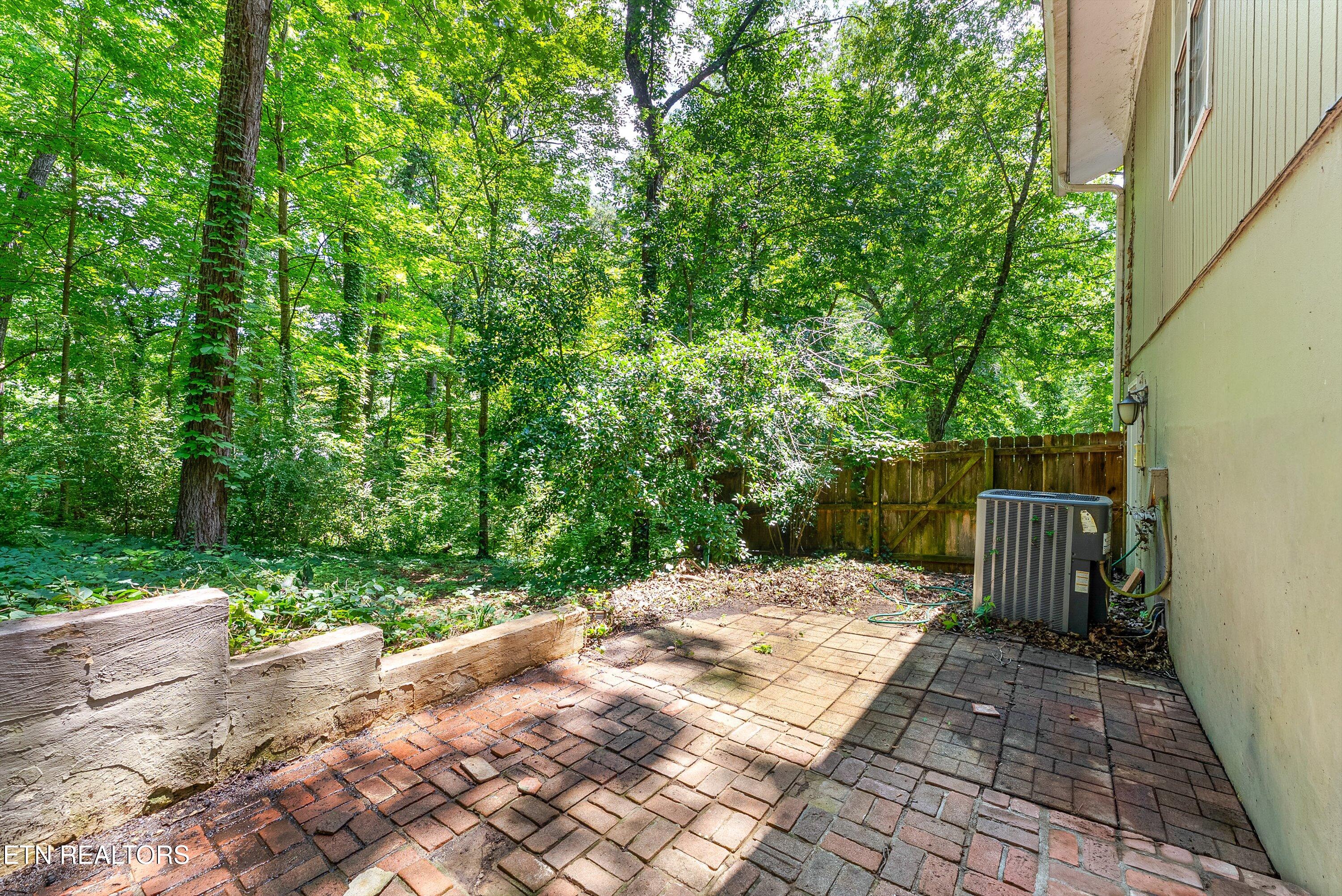 1114 Rain Tree Road Knoxville TN 37923
