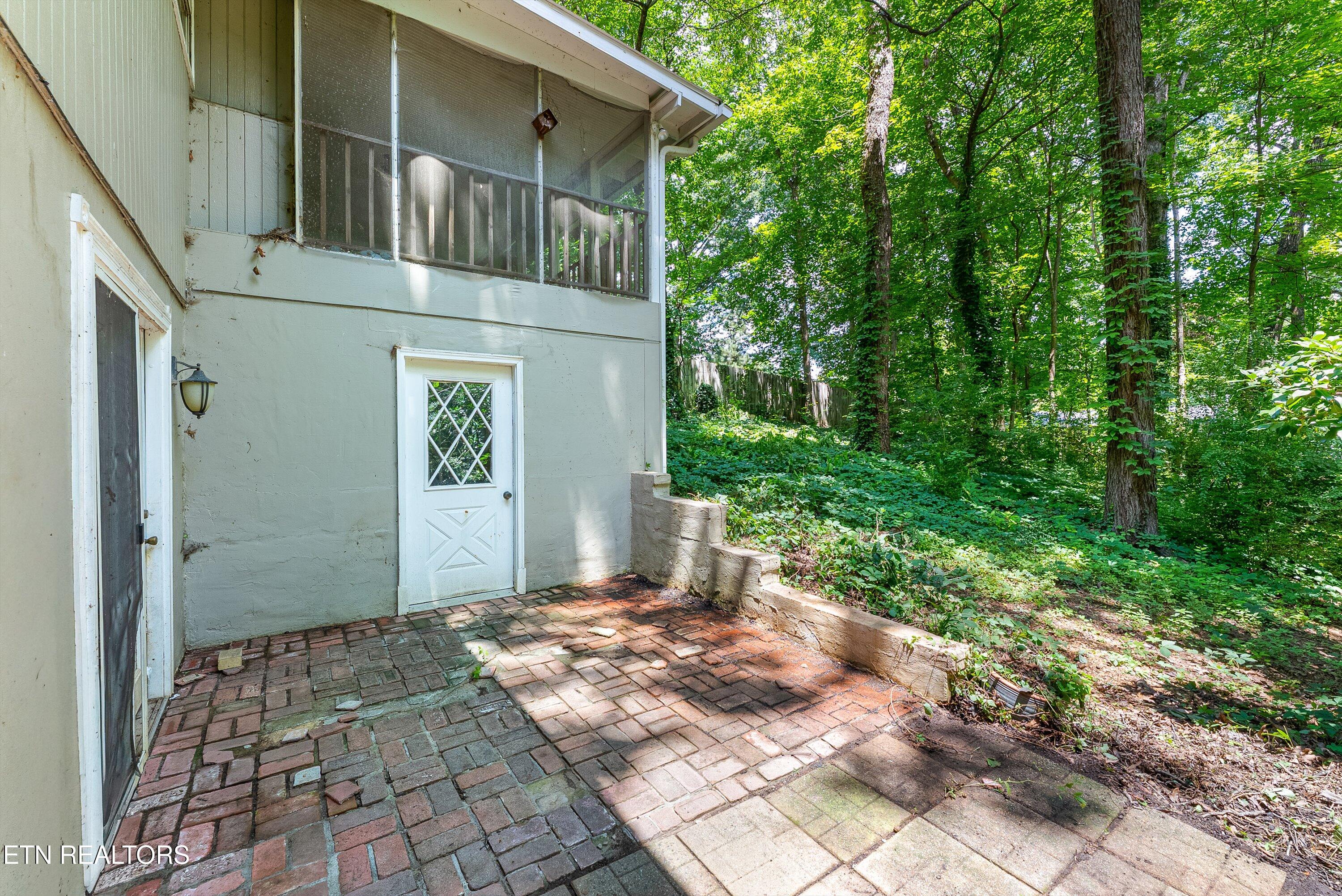 1114 Rain Tree Road Knoxville TN 37923