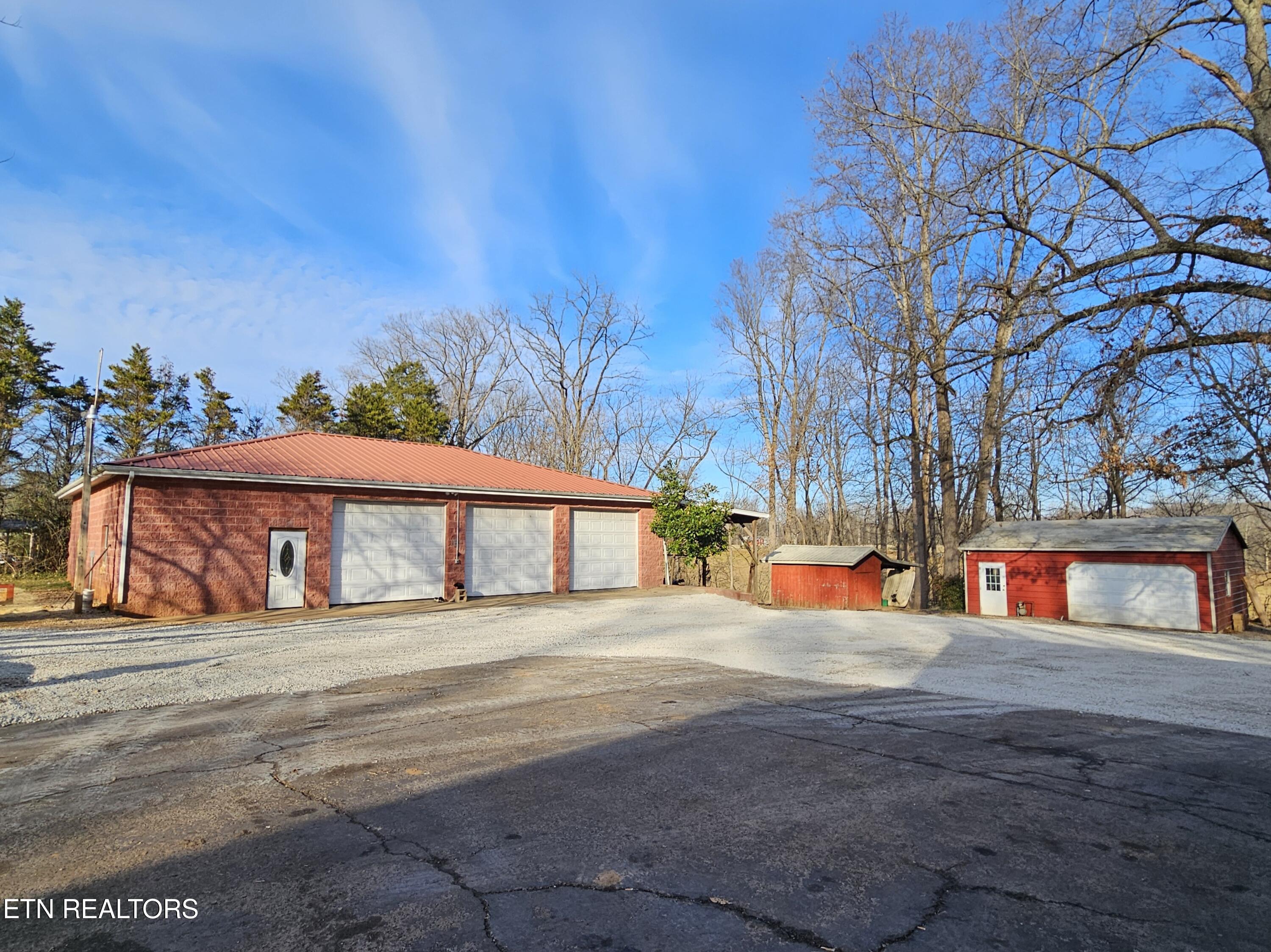 1477 Mcminnville Highway Sparta TN 38583