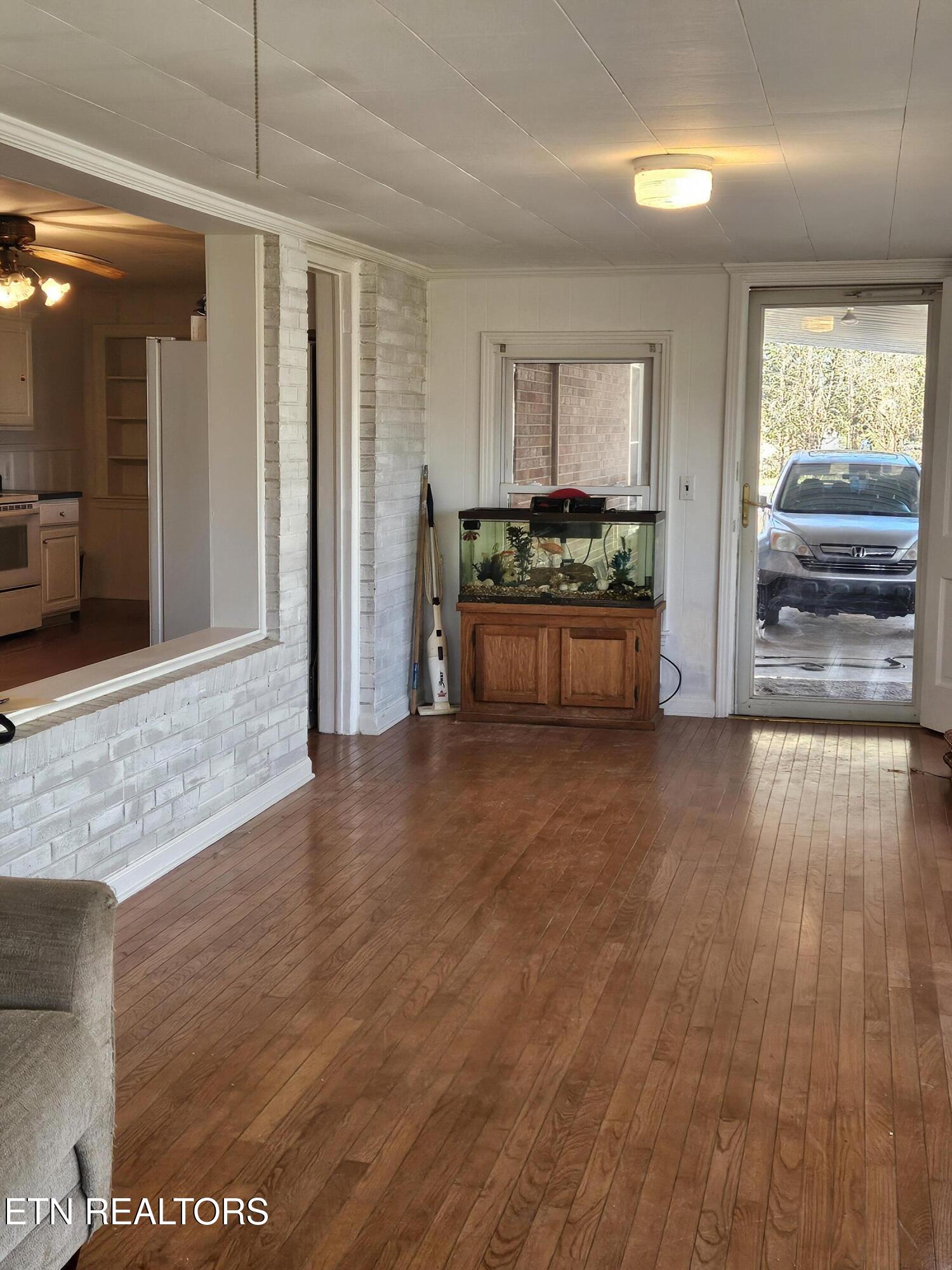1477 Mcminnville Highway Sparta TN 38583