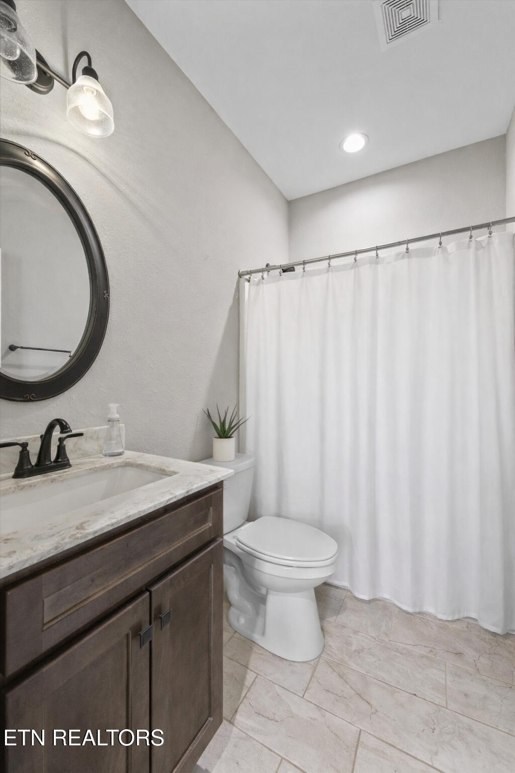 2007 Logan Drive Maryville TN 37803
