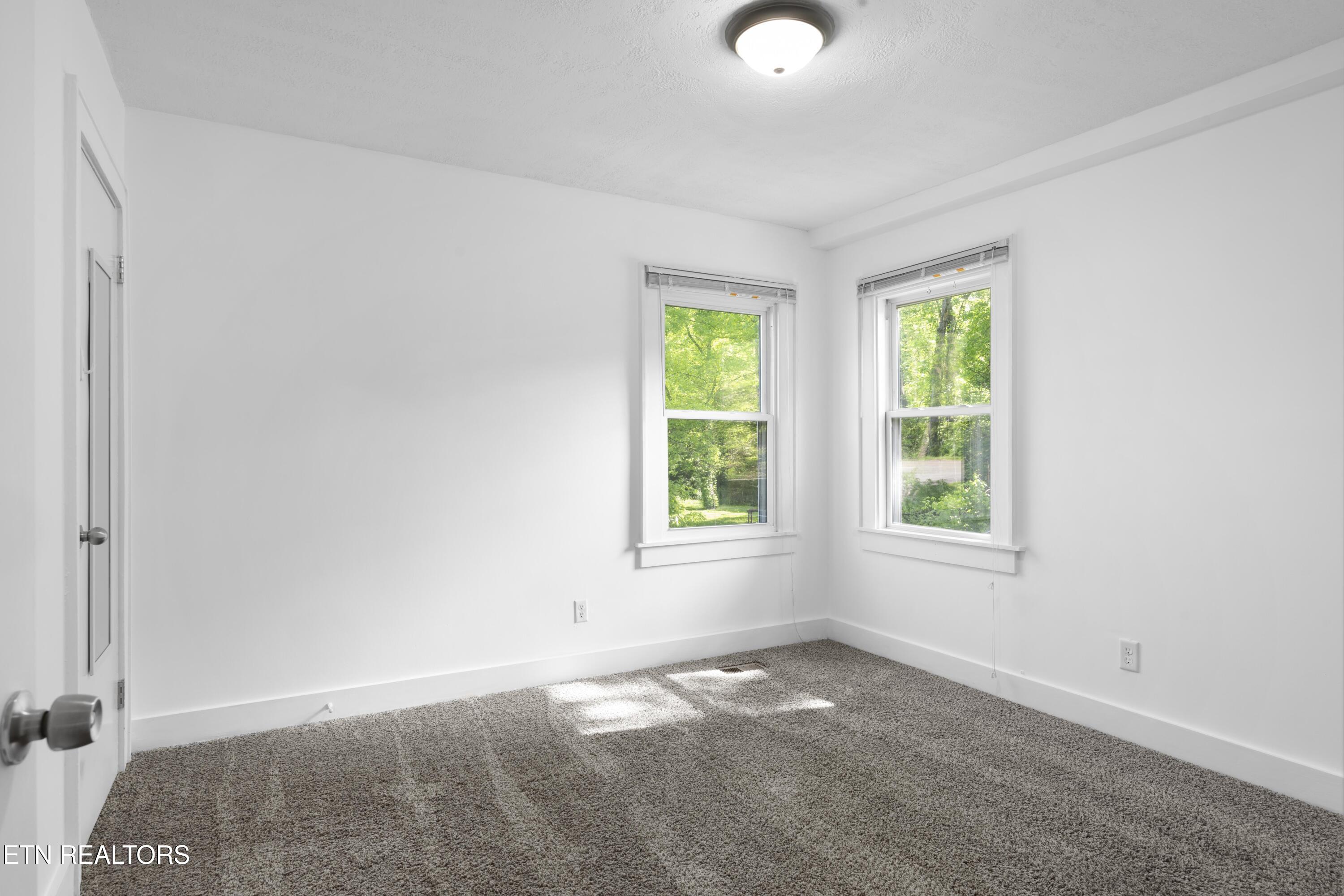 1132 Biddle Street Knoxville TN 37914