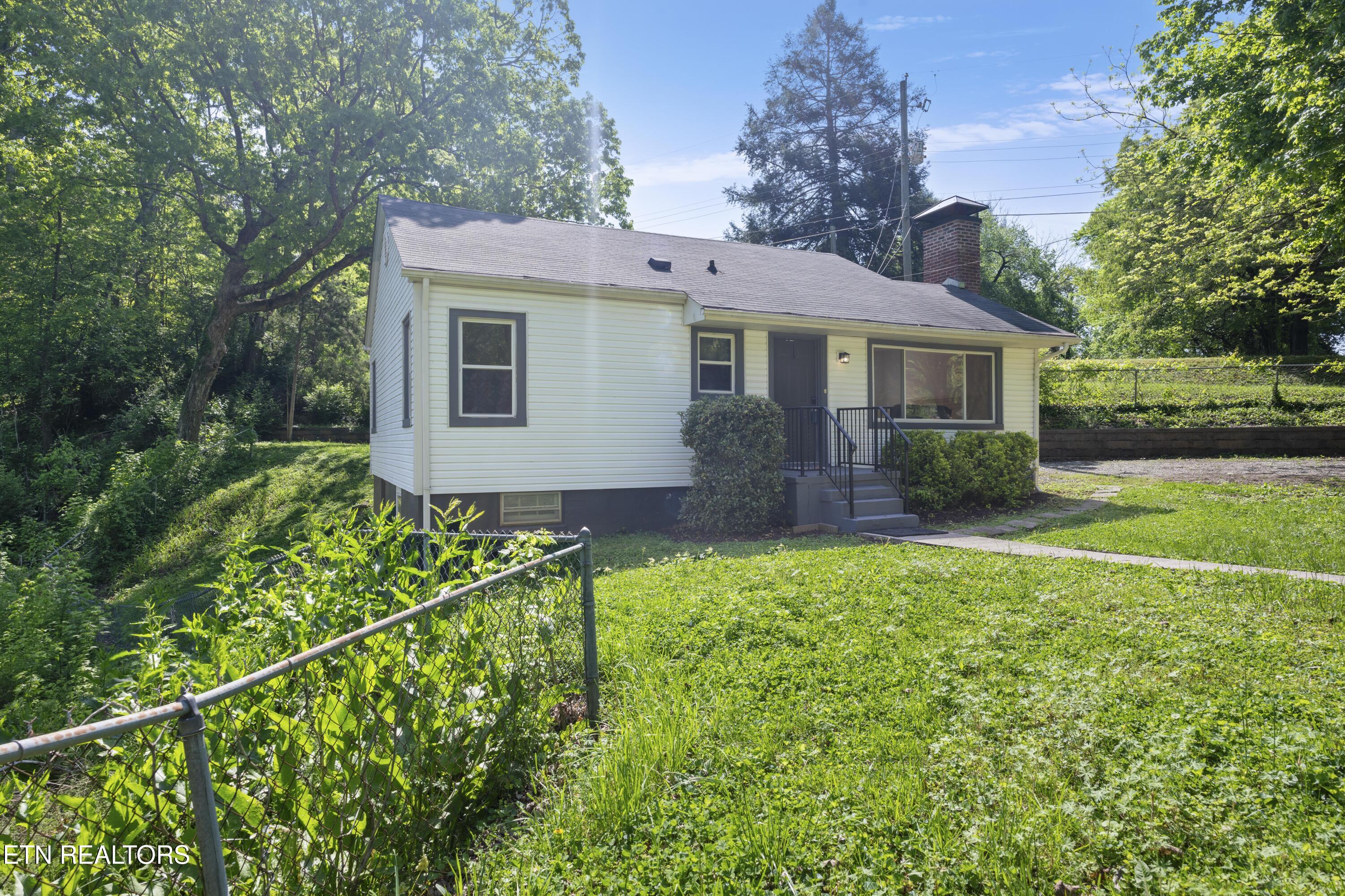 1132 Biddle Street Knoxville TN 37914