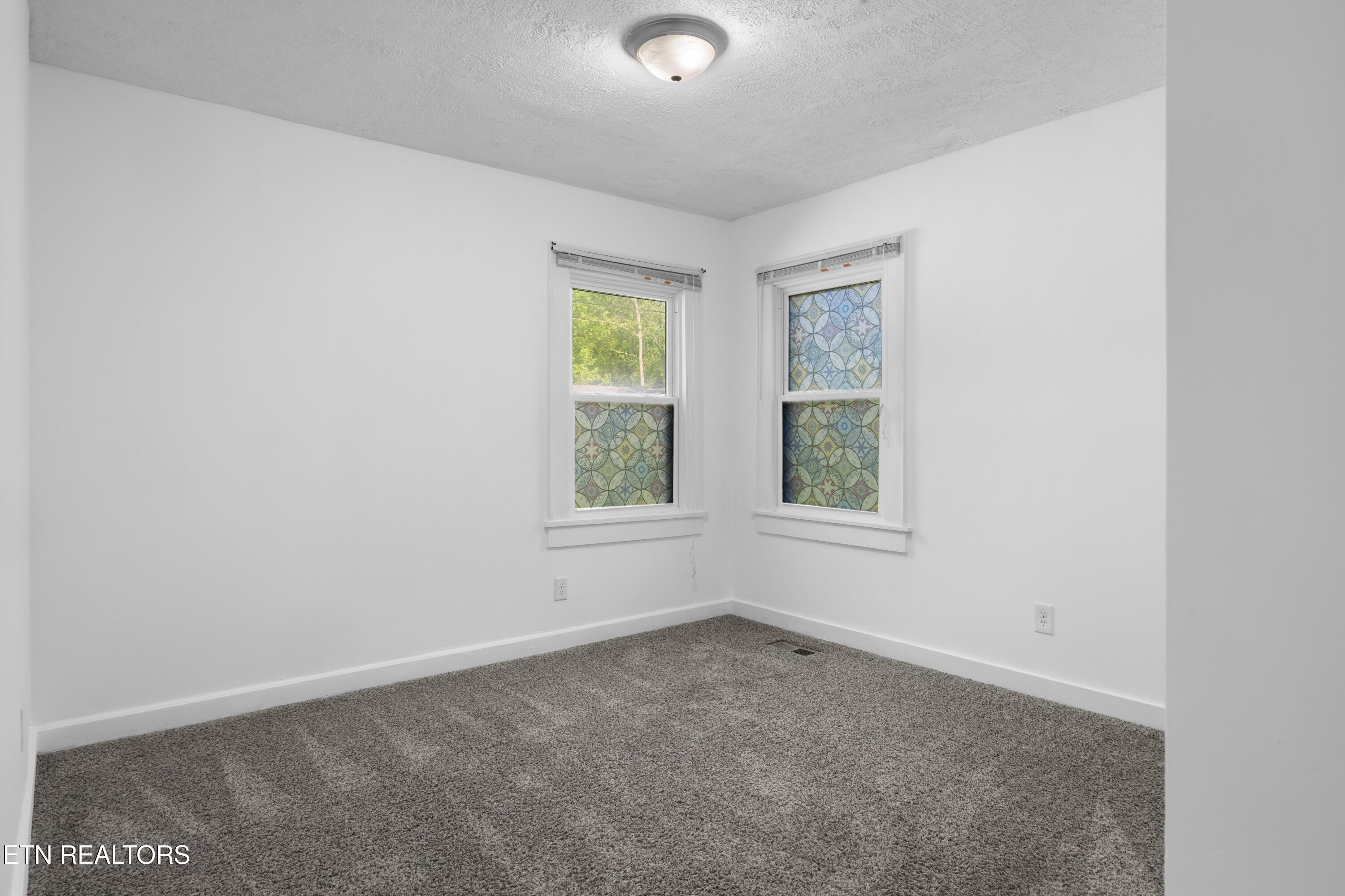 1132 Biddle Street Knoxville TN 37914