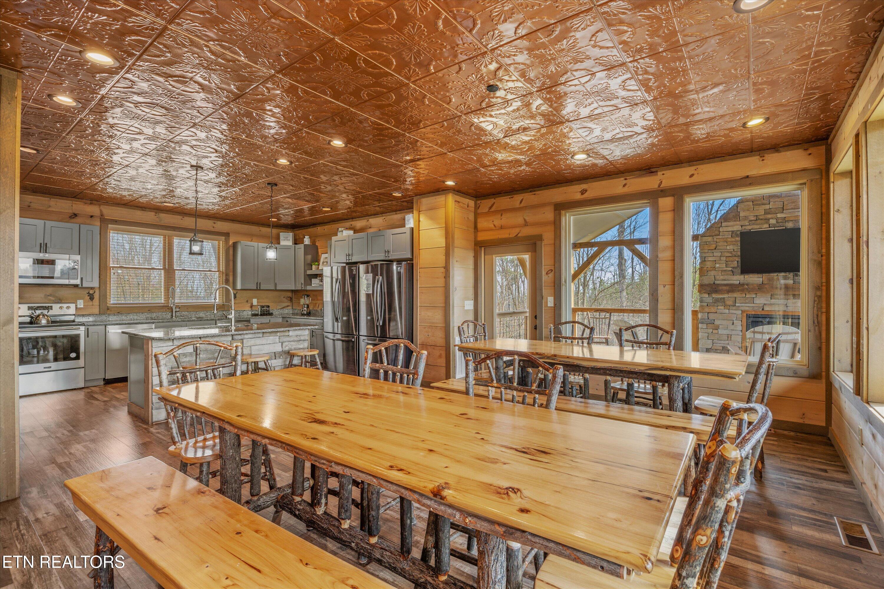 986 Chestnut Drive Gatlinburg TN 37738