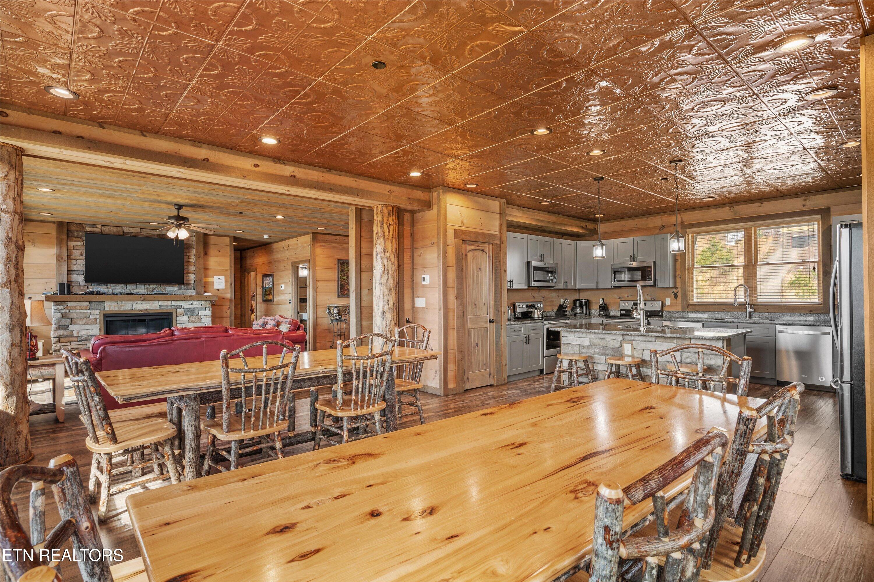 986 Chestnut Drive Gatlinburg TN 37738