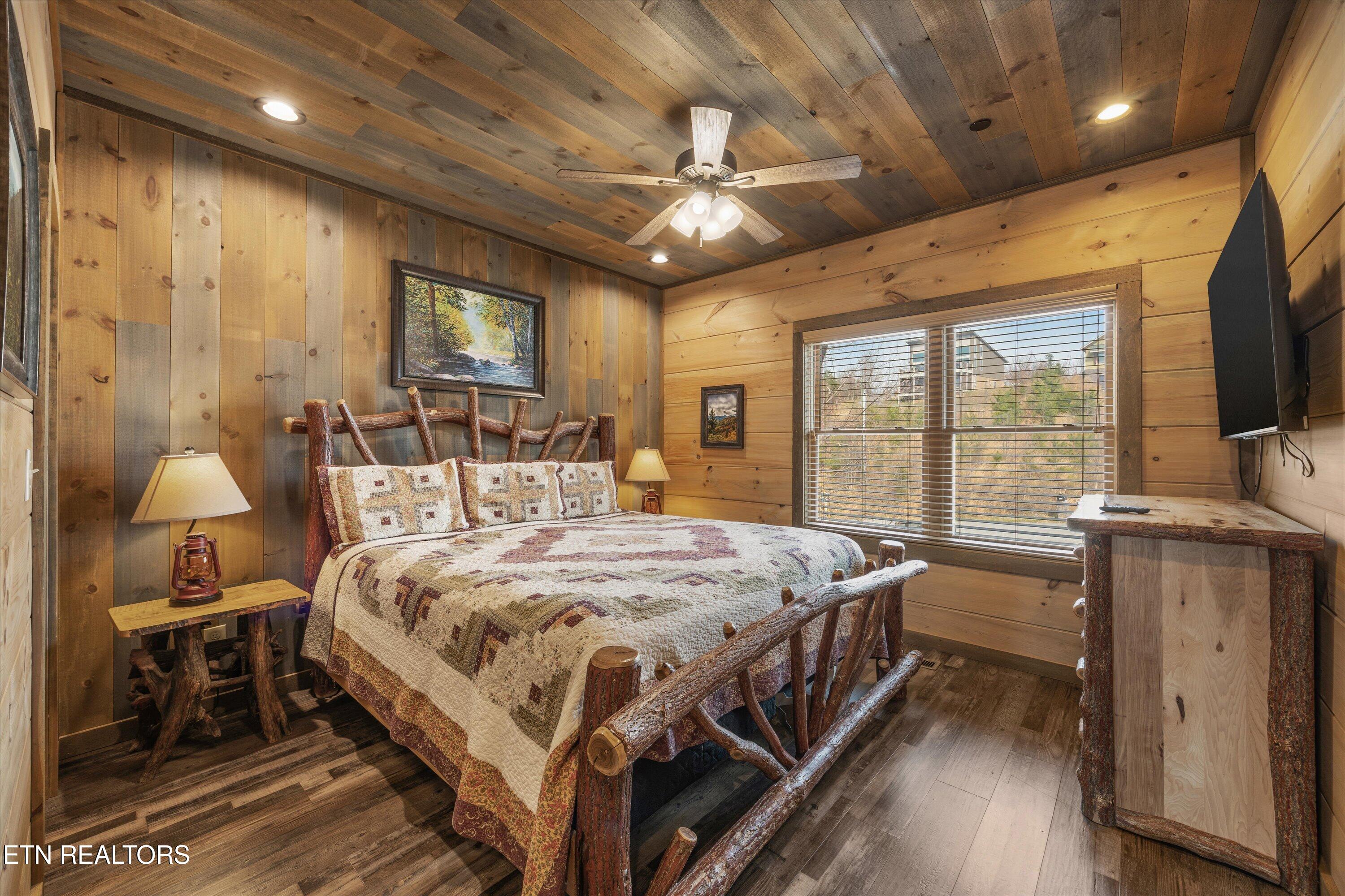 986 Chestnut Drive Gatlinburg TN 37738