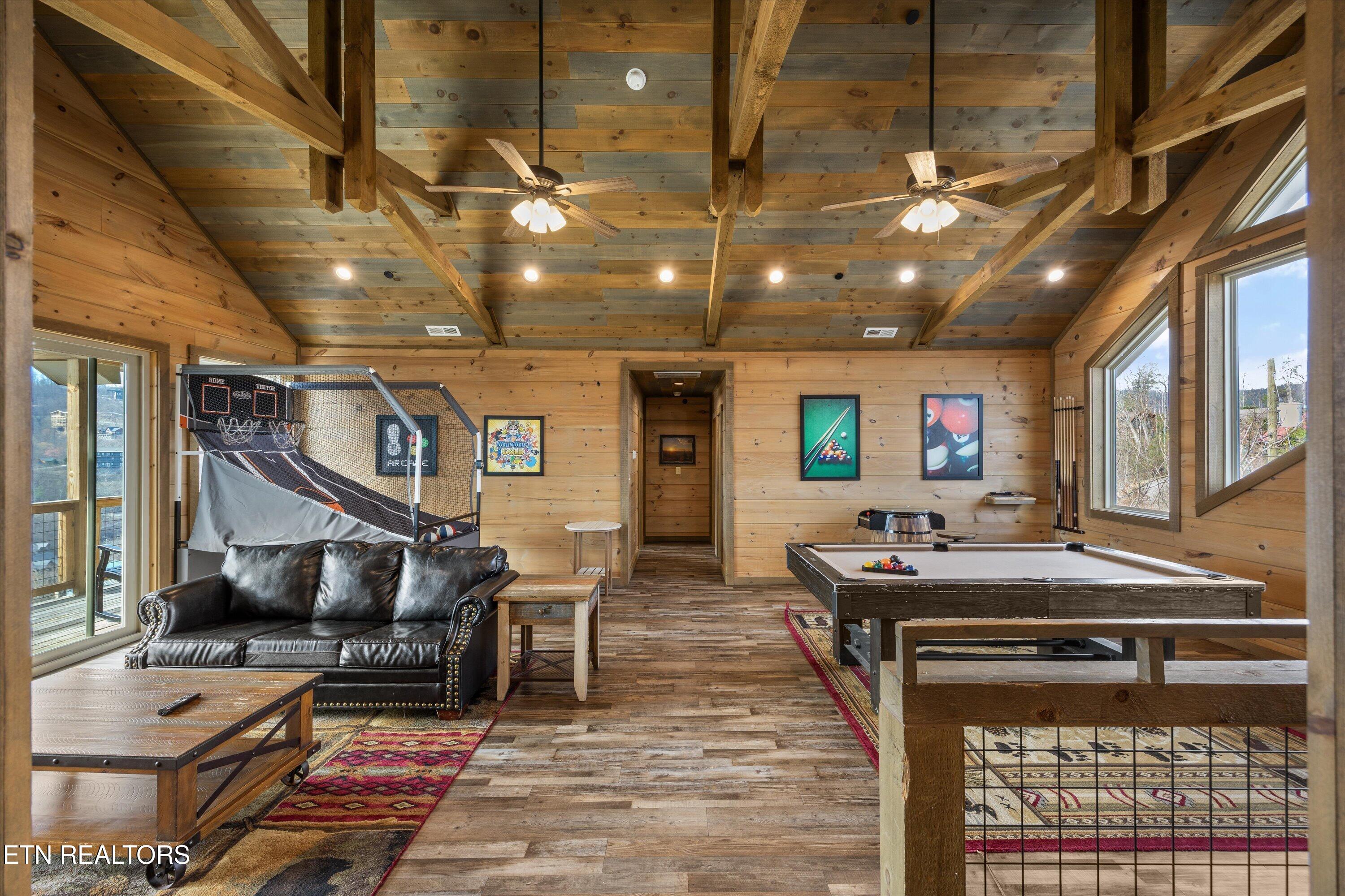 986 Chestnut Drive Gatlinburg TN 37738