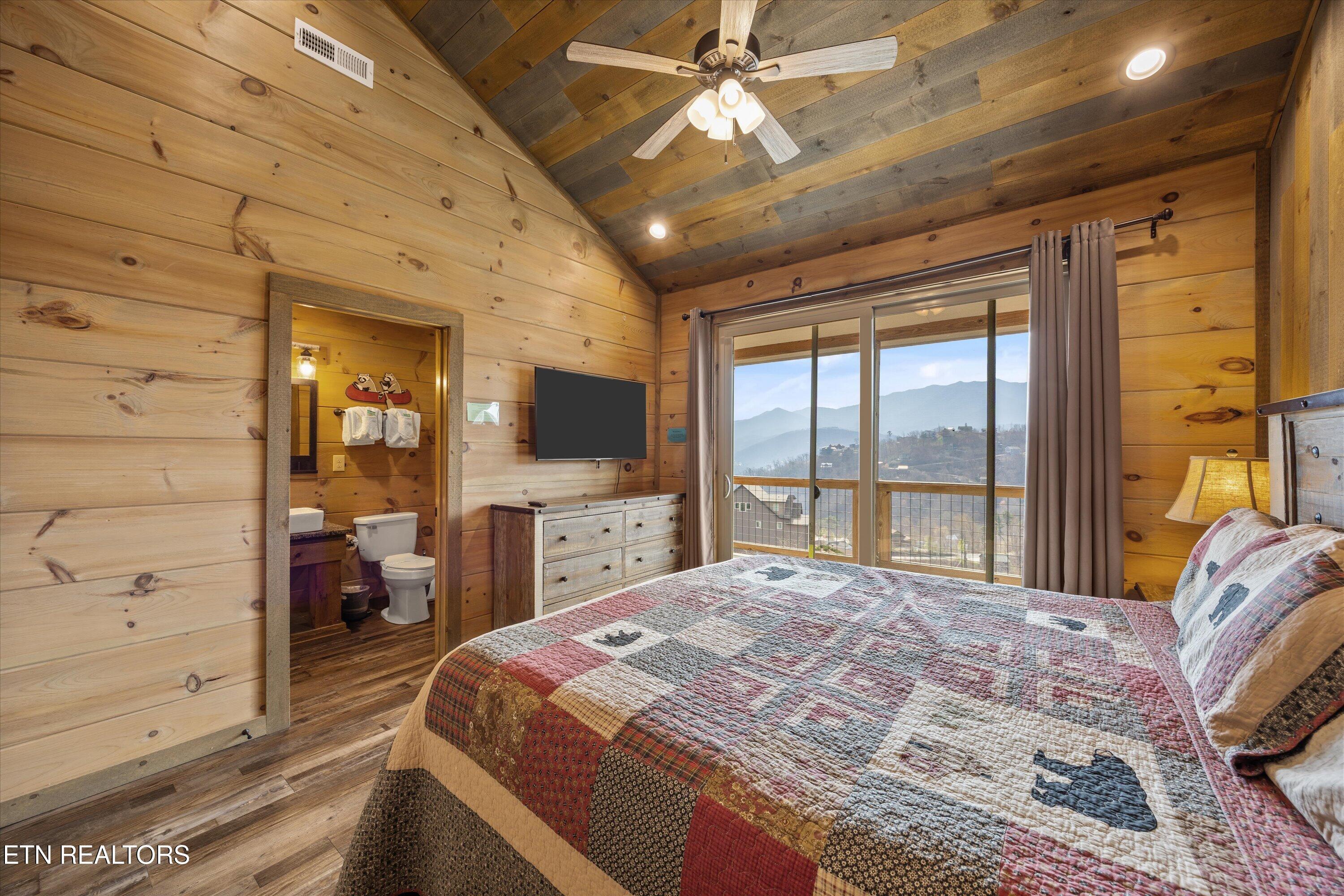986 Chestnut Drive Gatlinburg TN 37738
