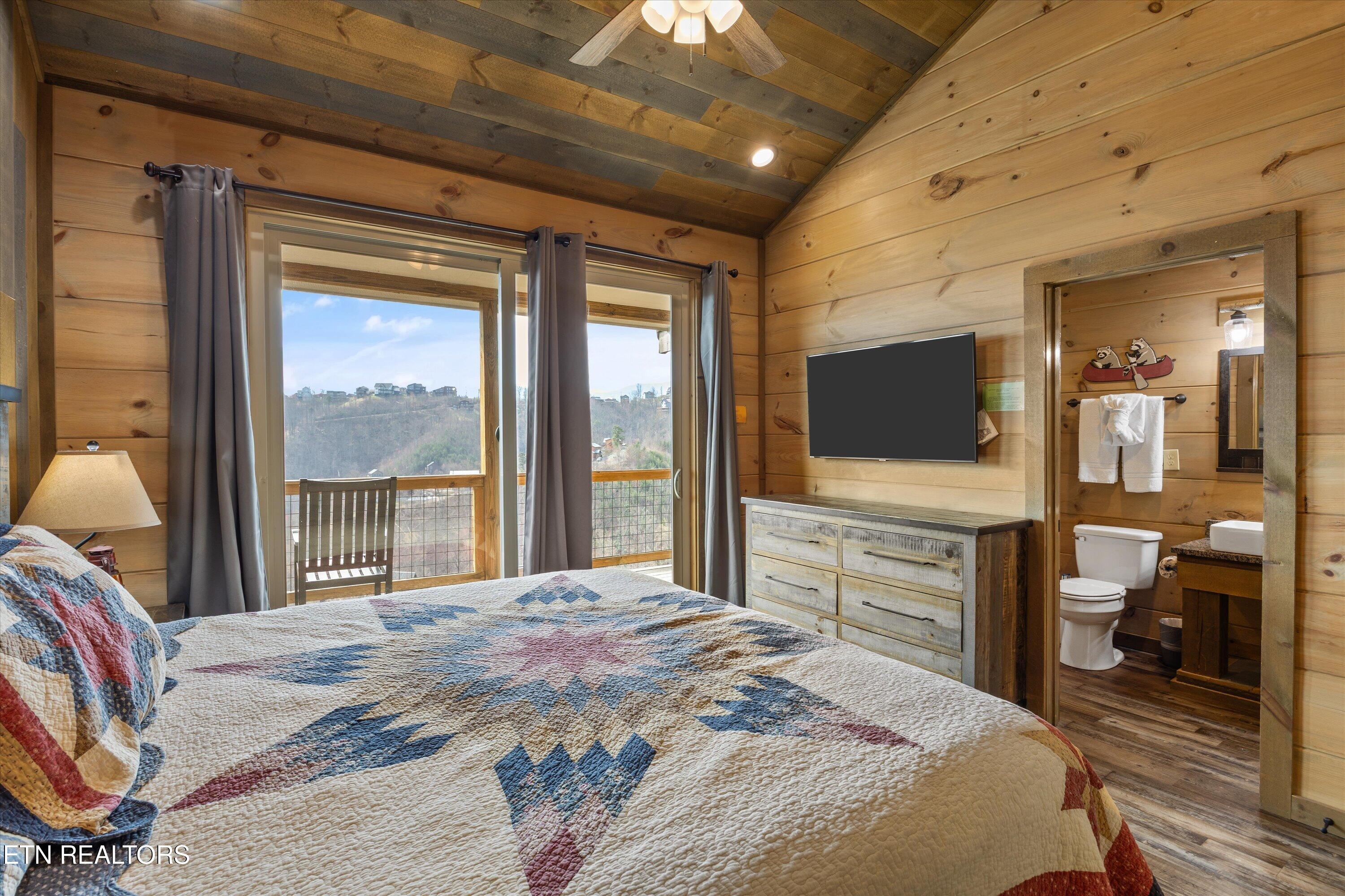 986 Chestnut Drive Gatlinburg TN 37738