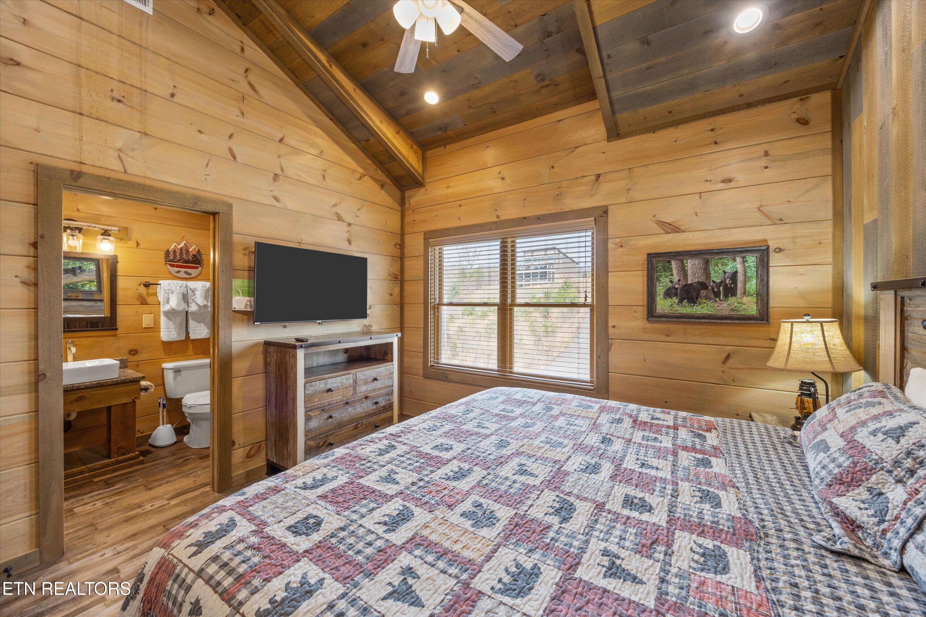 986 Chestnut Drive Gatlinburg TN 37738