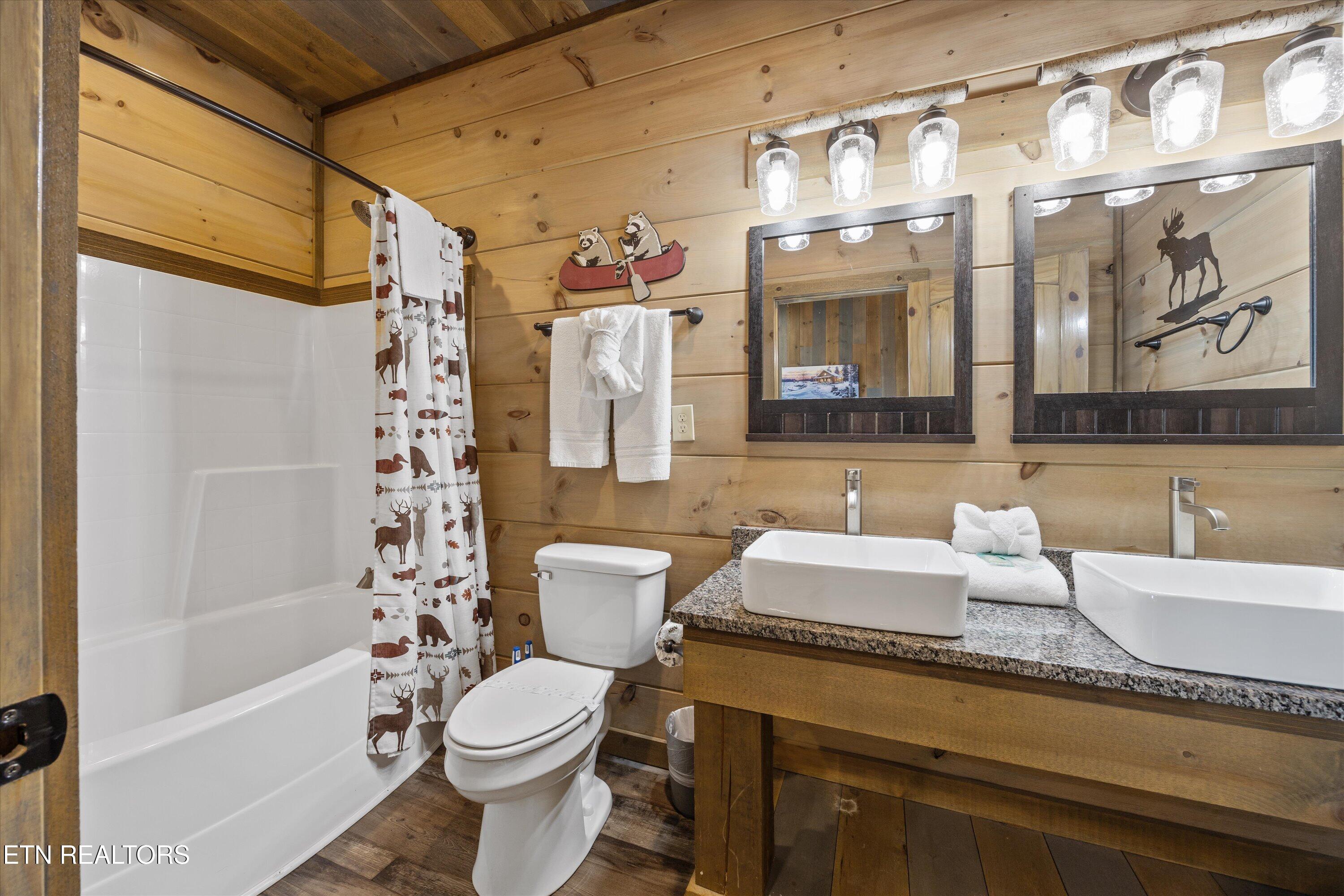 986 Chestnut Drive Gatlinburg TN 37738