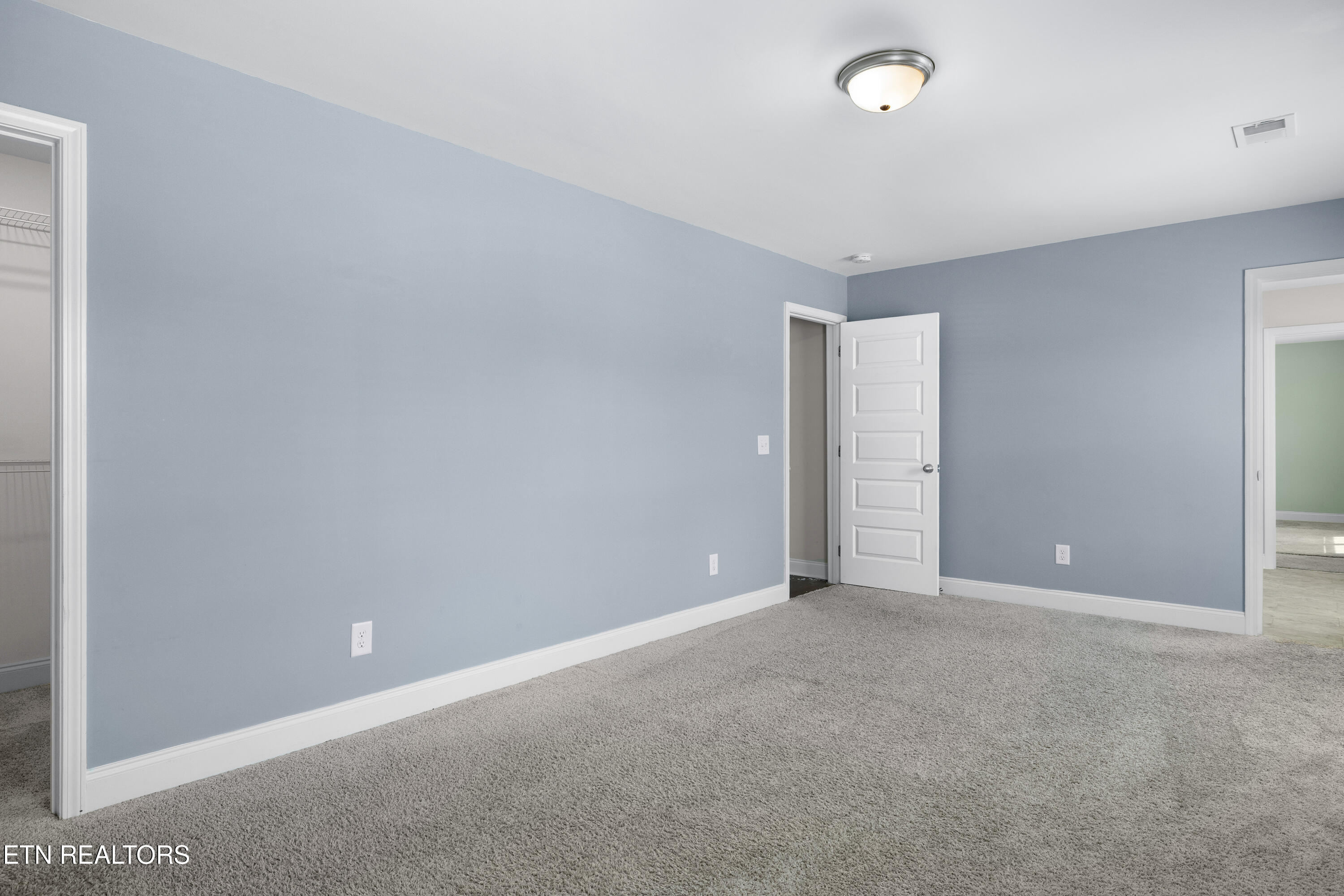 2209 Scarlet Tanager Street Maryville TN 37801