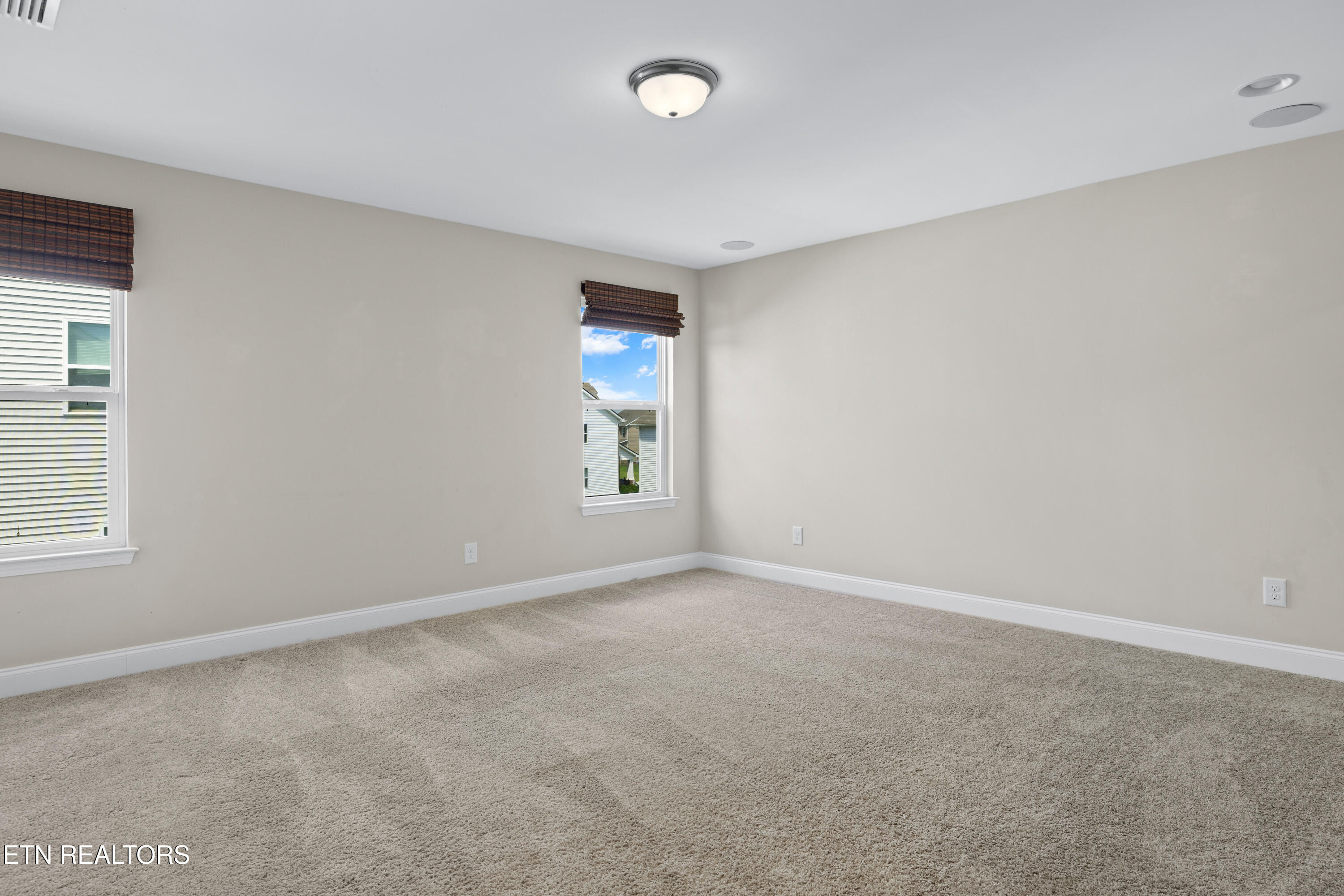 2209 Scarlet Tanager Street Maryville TN 37801