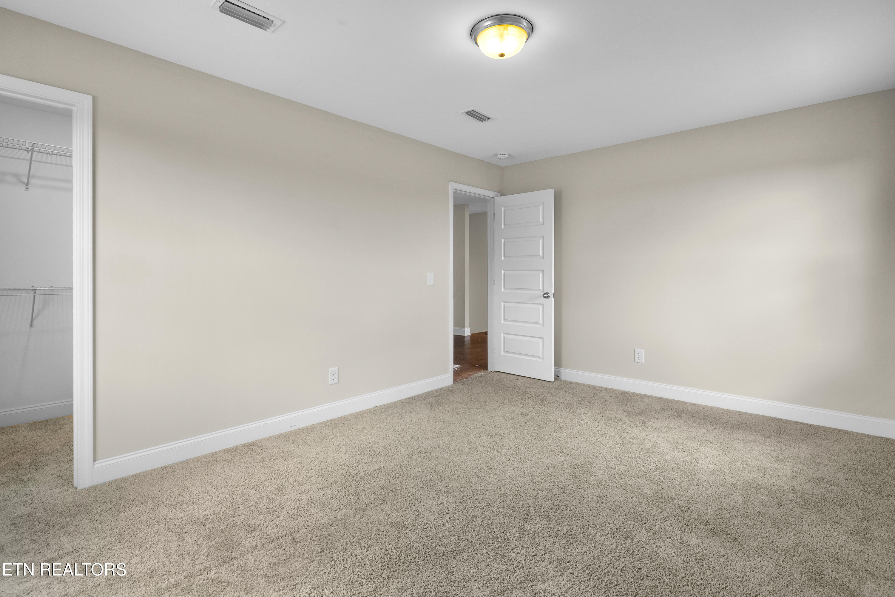 2209 Scarlet Tanager Street Maryville TN 37801
