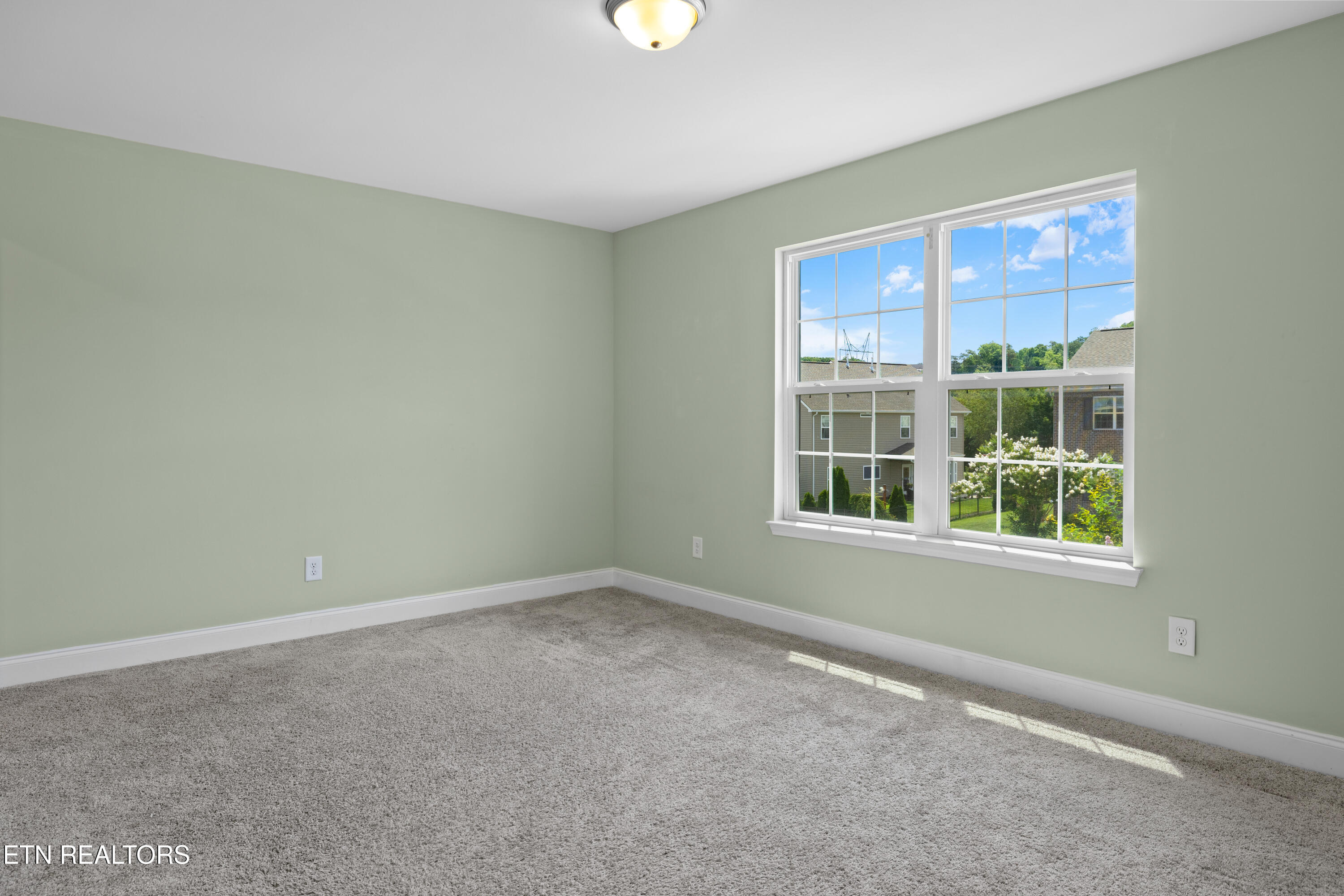 2209 Scarlet Tanager Street Maryville TN 37801