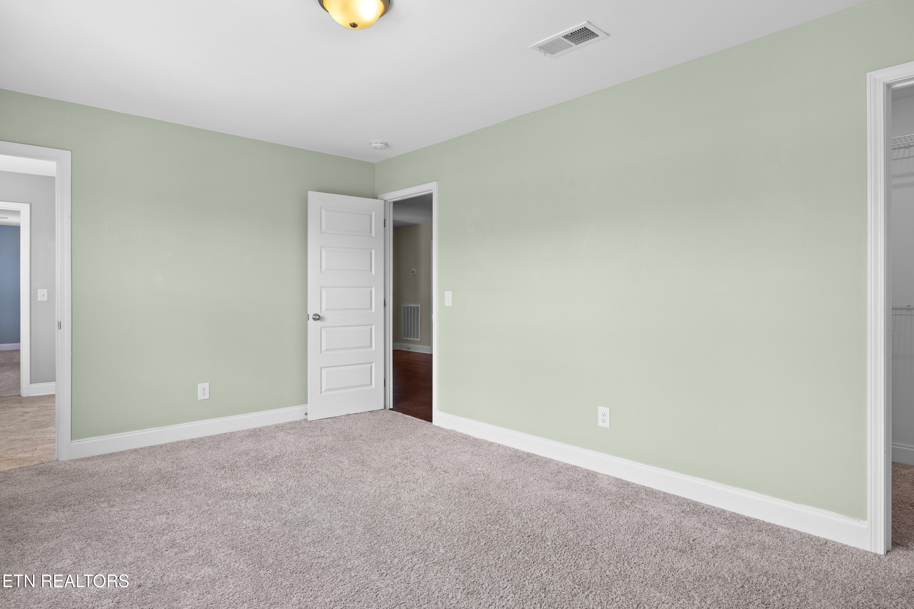 2209 Scarlet Tanager Street Maryville TN 37801