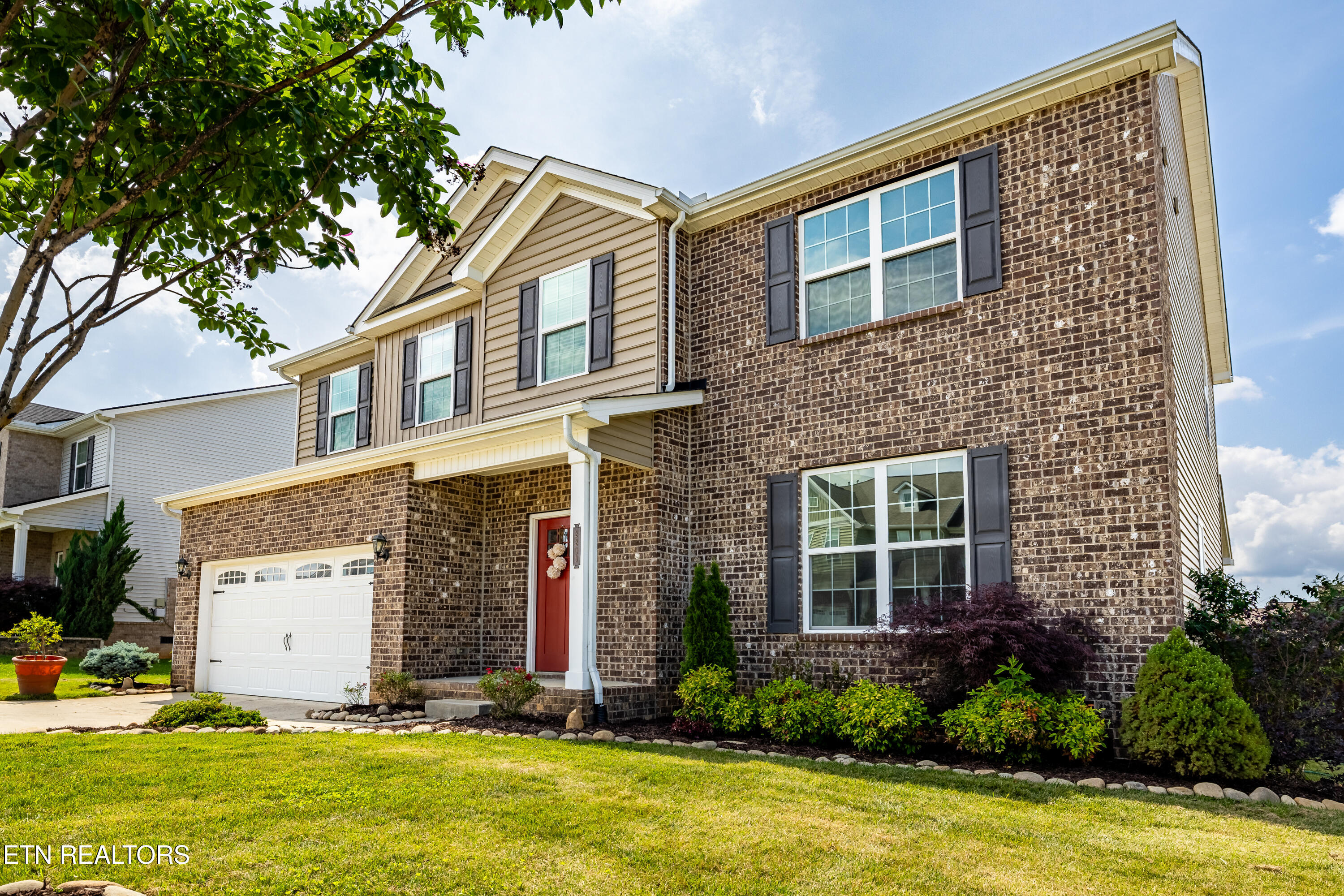2209 Scarlet Tanager Street Maryville TN 37801