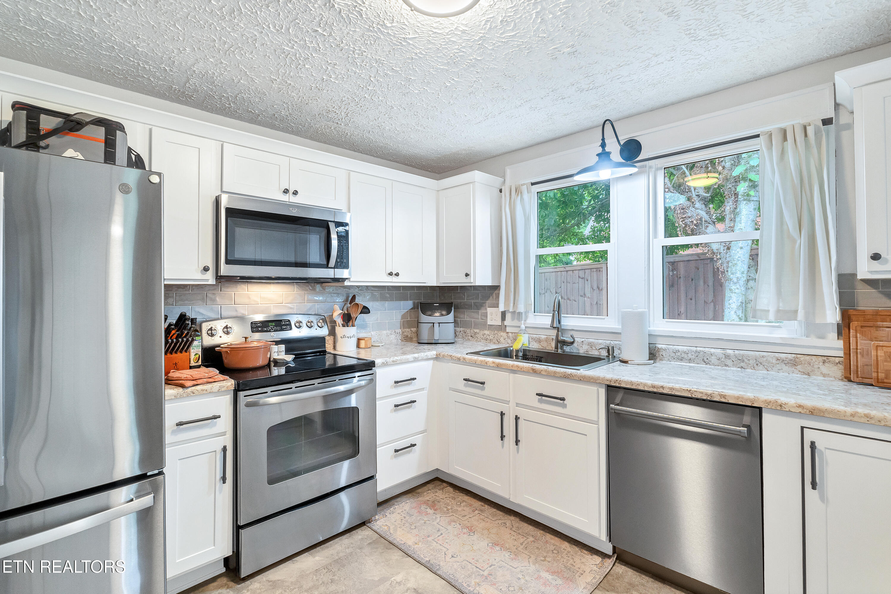 307 S Everett High Road Maryville TN 37804