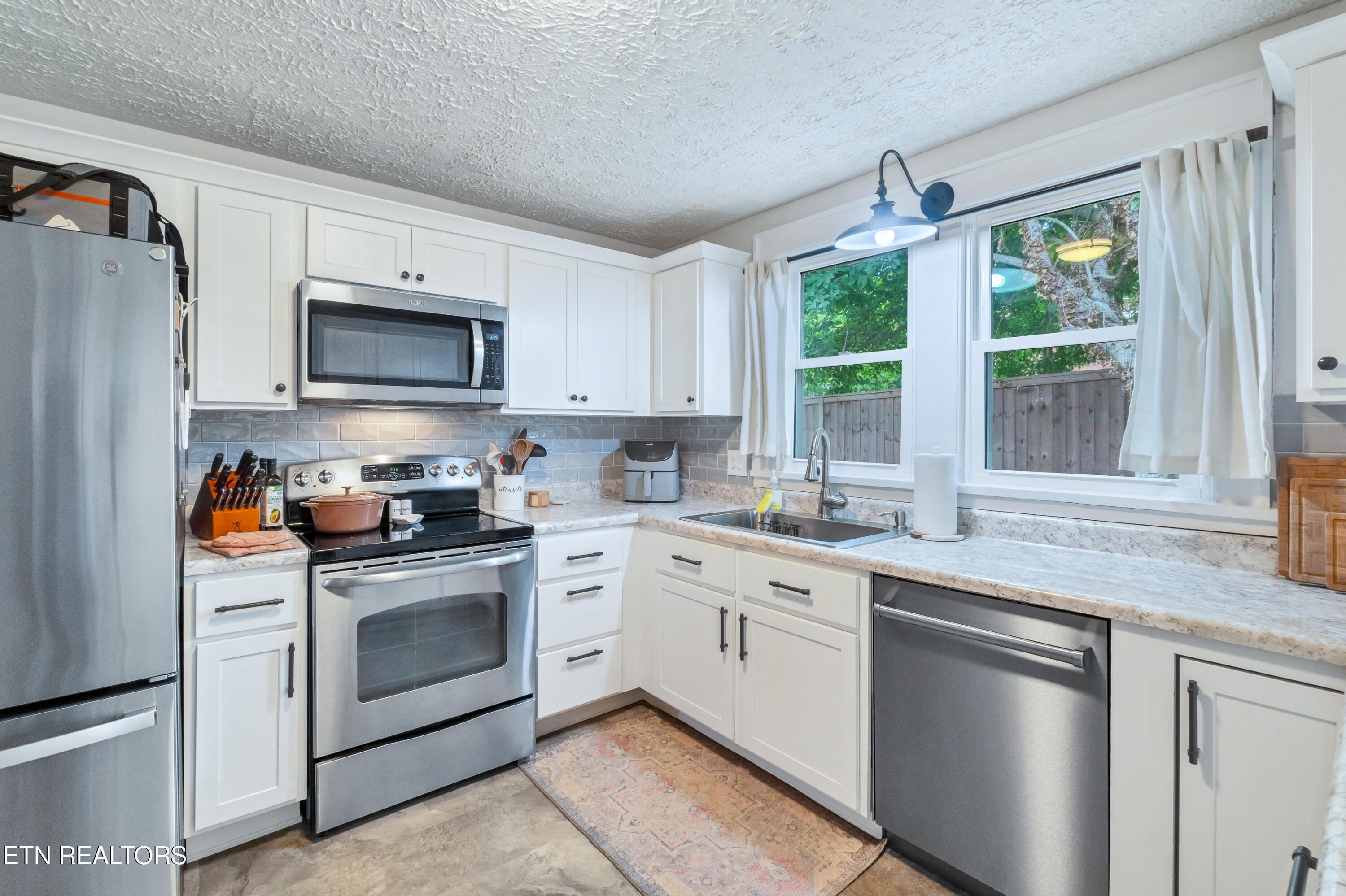 307 S Everett High Road Maryville TN 37804