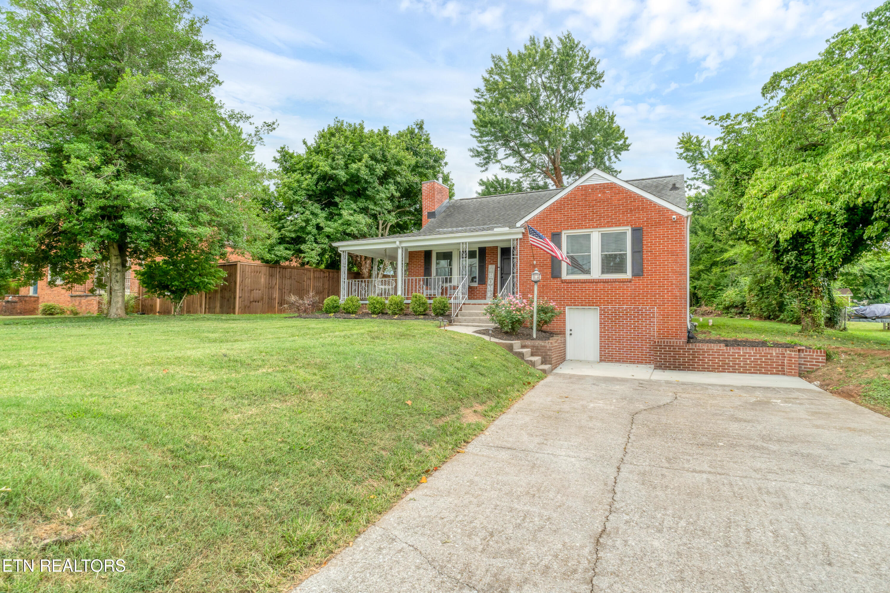 307 S Everett High Road Maryville TN 37804