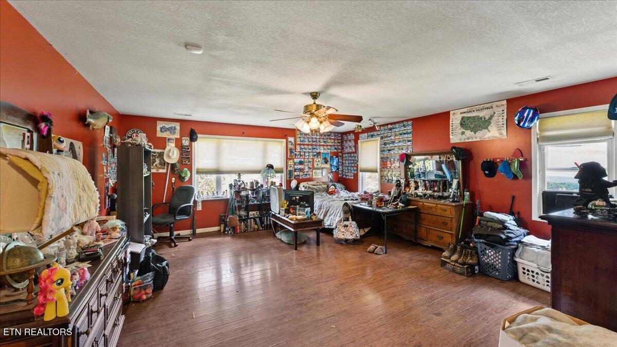 314 Blockhouse Valley Road Clinton TN 37716