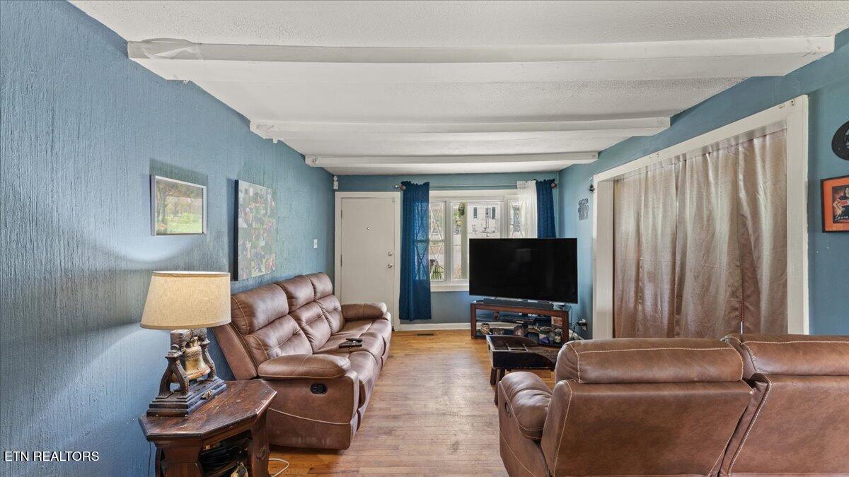 314 Blockhouse Valley Road Clinton TN 37716