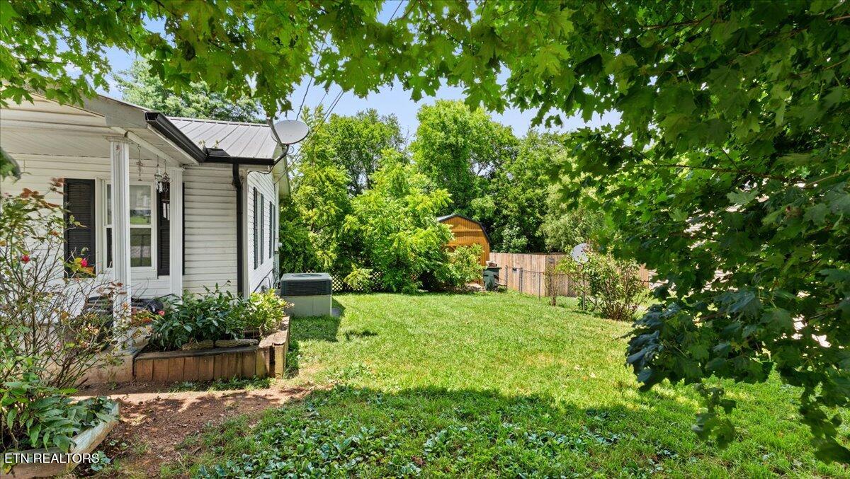 314 Blockhouse Valley Road Clinton TN 37716