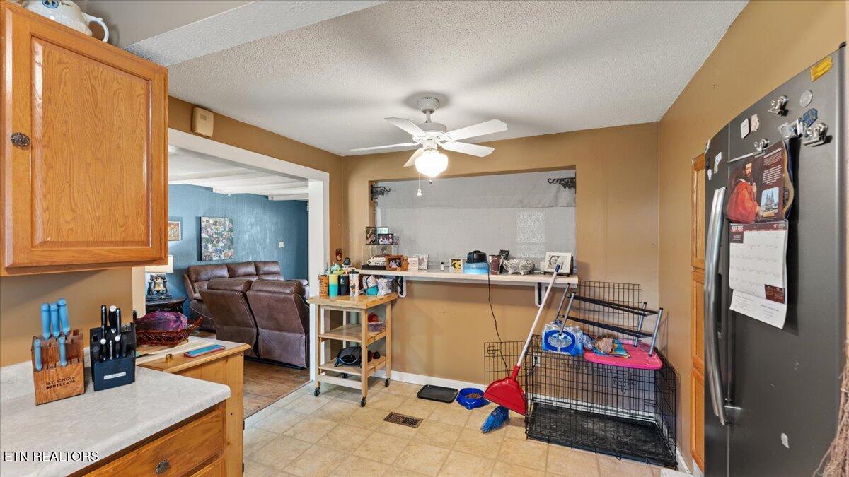 314 Blockhouse Valley Road Clinton TN 37716