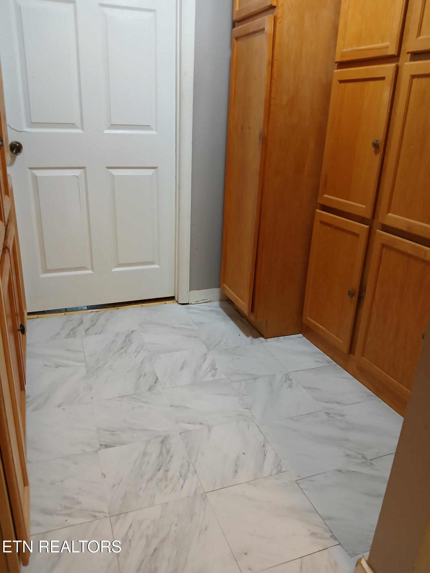 314 Blockhouse Valley Road Clinton TN 37716