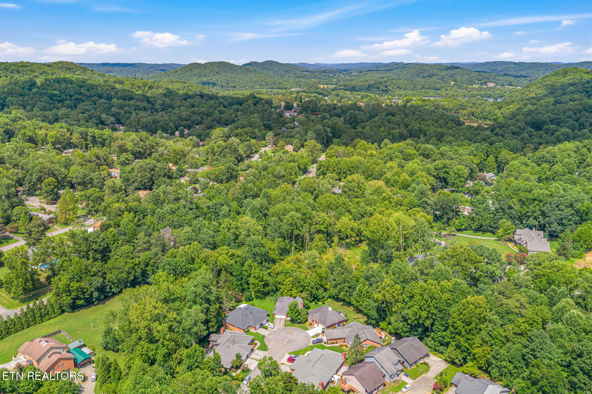 13 Bellhaven Lane Oak Ridge TN 37830