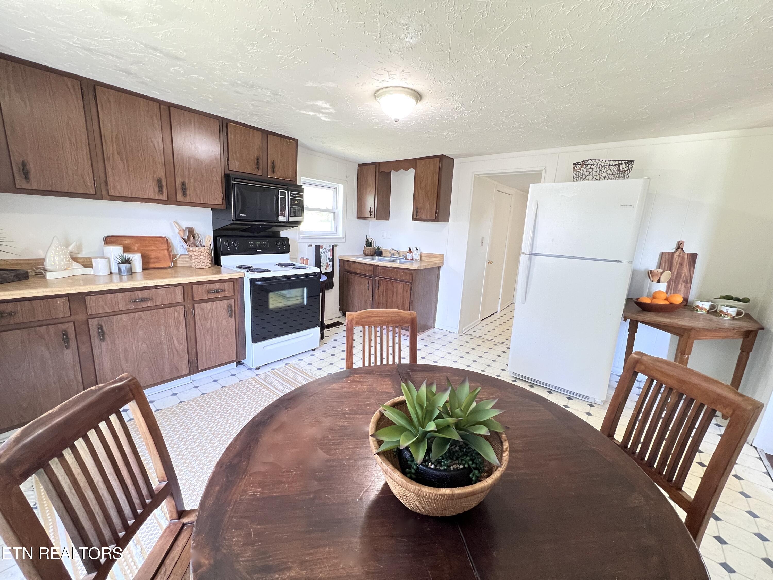301 Hiawassee Avenue Knoxville TN 37917