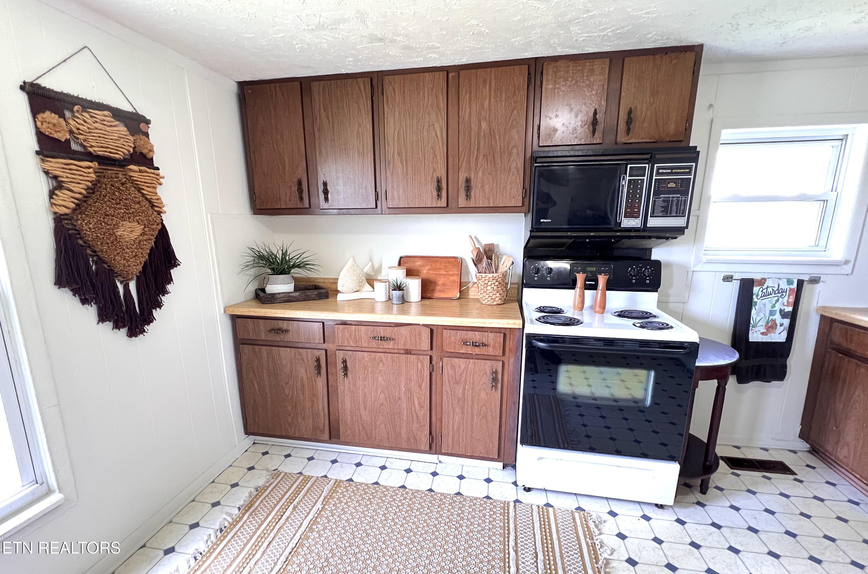 301 Hiawassee Avenue Knoxville TN 37917