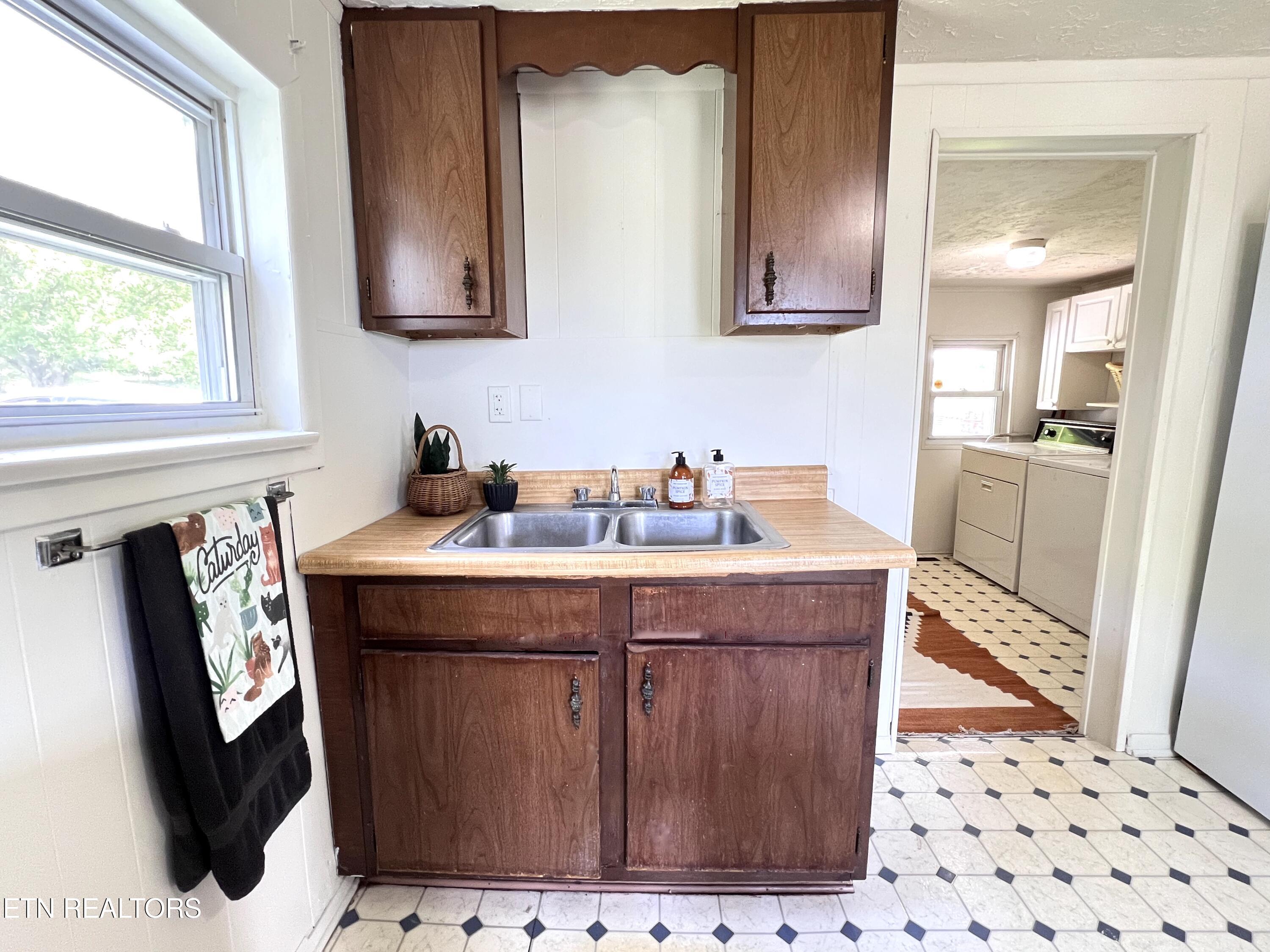 301 Hiawassee Avenue Knoxville TN 37917