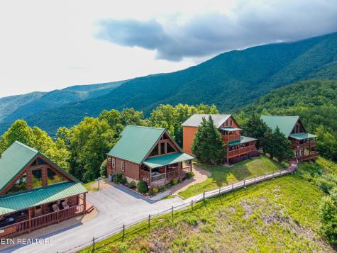 3661 Buckeye Knob Way Sevierville TN 37862