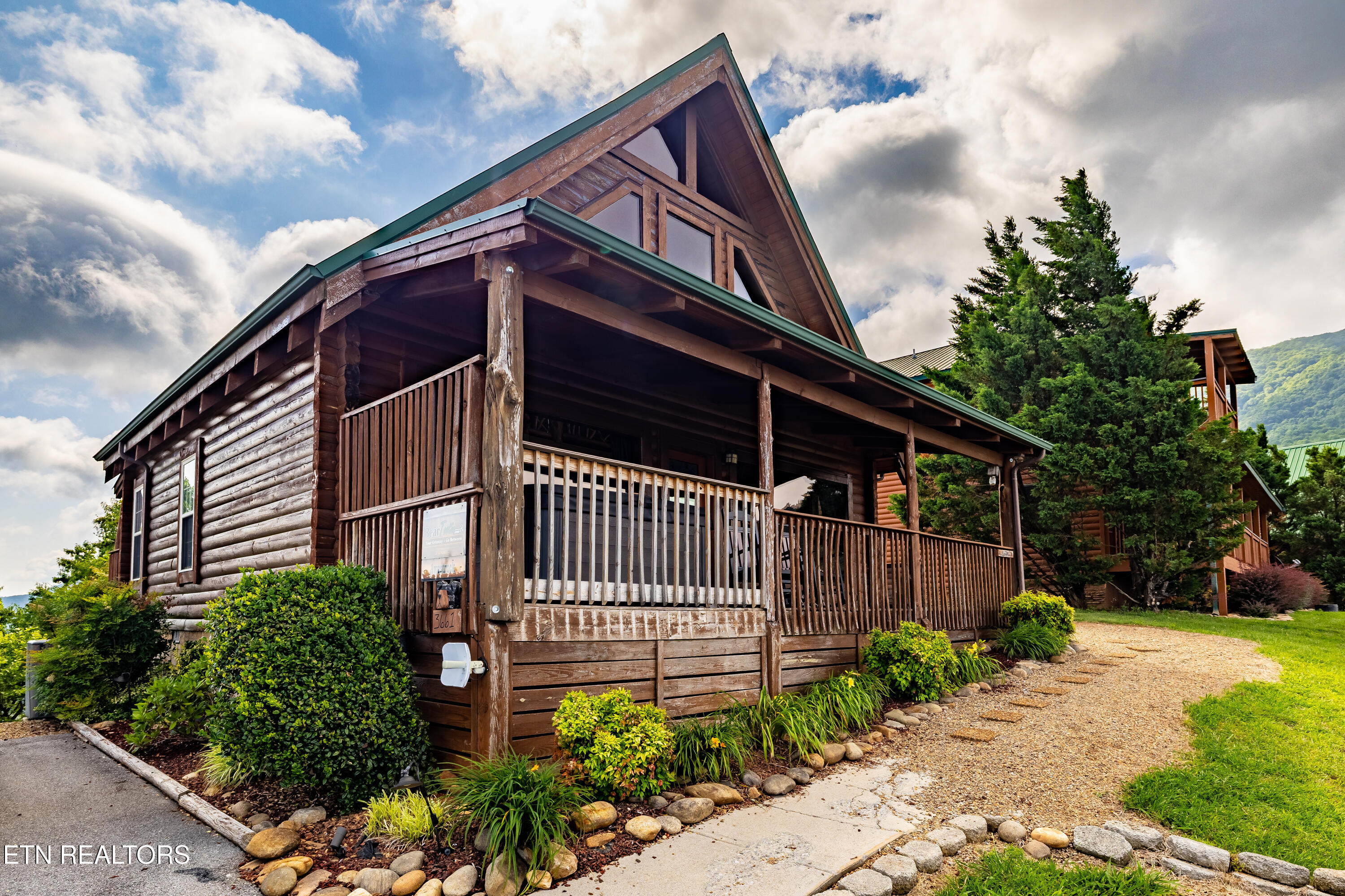 3661 Buckeye Knob Way Sevierville TN 37862