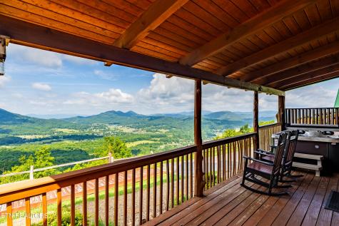 3661 Buckeye Knob Way Sevierville TN 37862