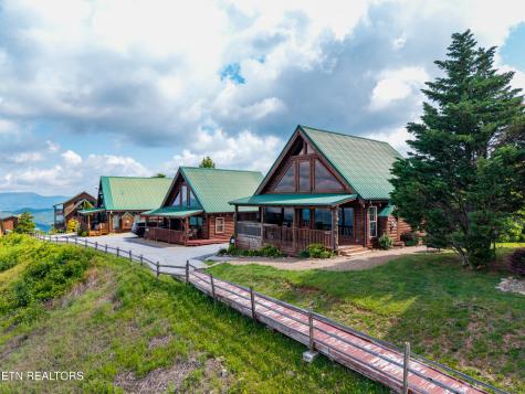 3661 Buckeye Knob Way Sevierville TN 37862