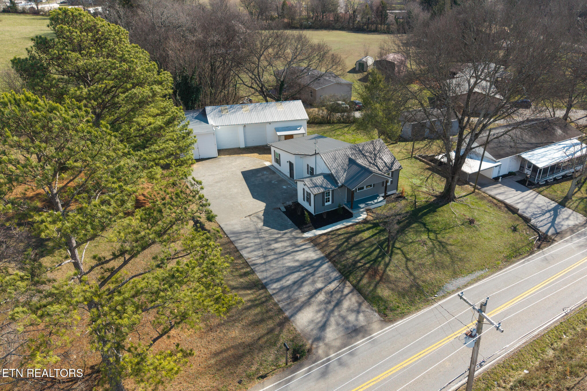 1447/1451 W Hunt Road Maryville TN 37801