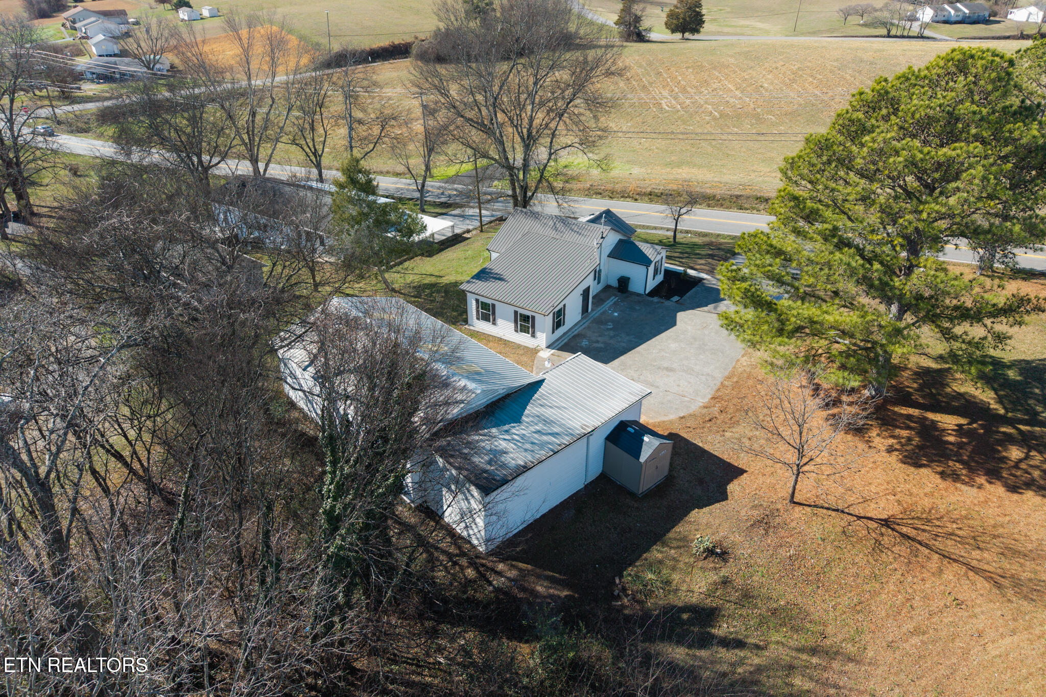 1447/1451 W Hunt Road Maryville TN 37801