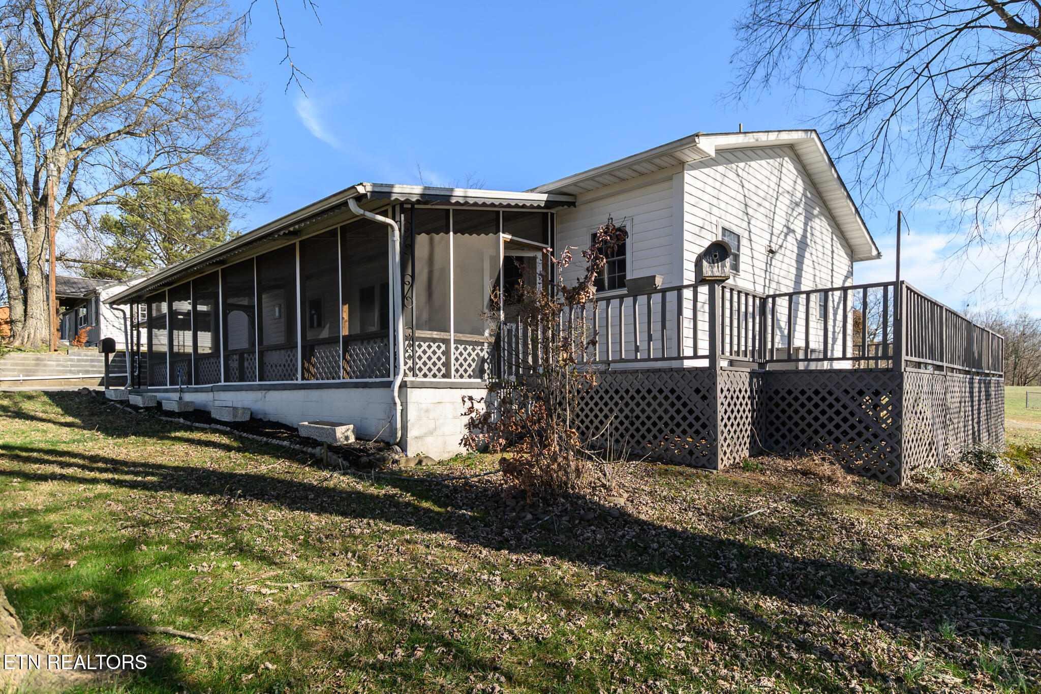 1447/1451 W Hunt Road Maryville TN 37801