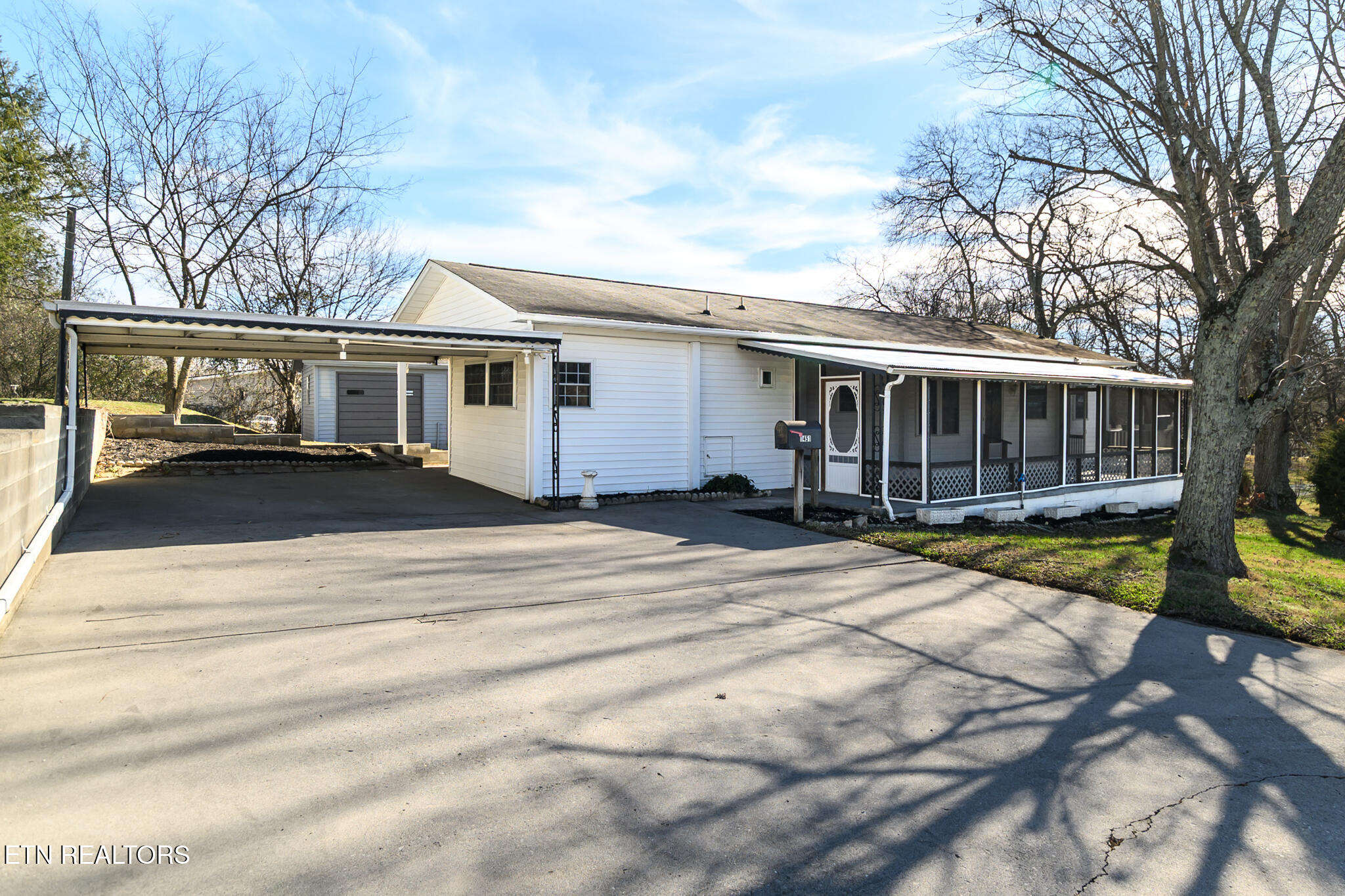 1447/1451 W Hunt Road Maryville TN 37801